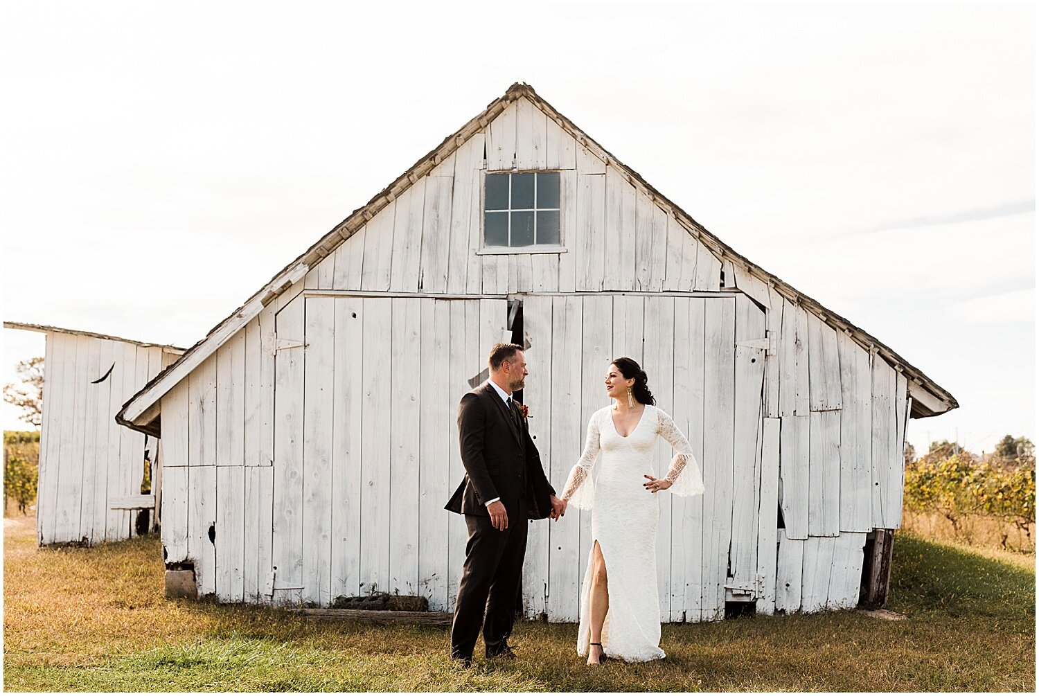 Vineyard-Wedding-in-Pennsylavnia-Photographer-Apollo-Fields-437.jpg