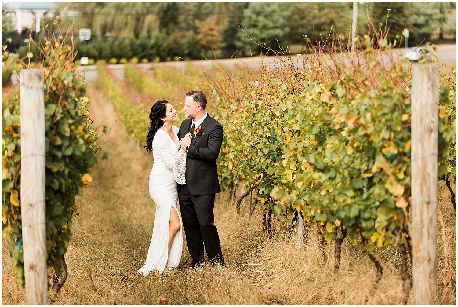 Vineyard-Wedding-in-Pennsylavnia-Photographer-Apollo-Fields-468.jpg