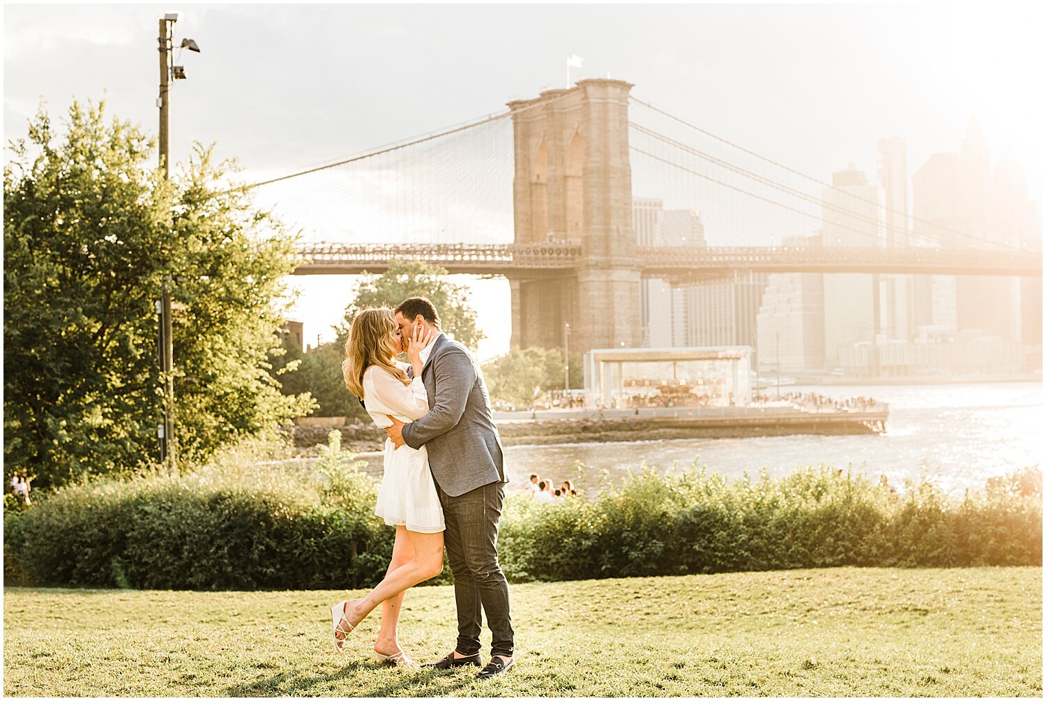 DUMBO-Brooklyn-Engagement-Photos-Brooklyn-Photography-Apollo-Fields-004.jpg