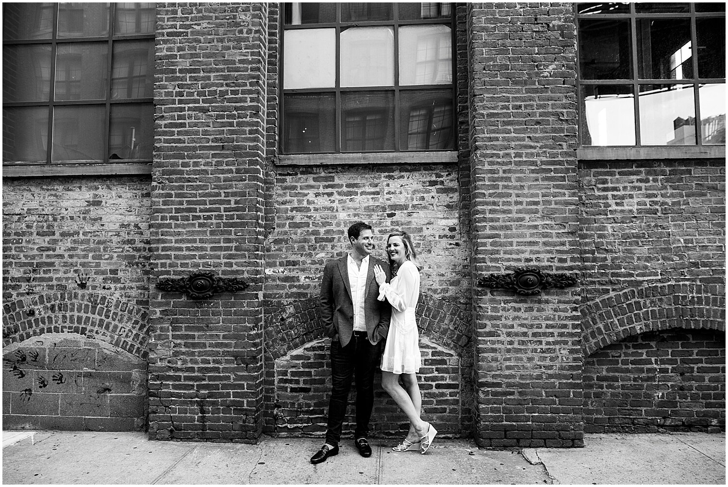 DUMBO-Brooklyn-Engagement-Photos-Brooklyn-Photography-Apollo-Fields-007.jpg