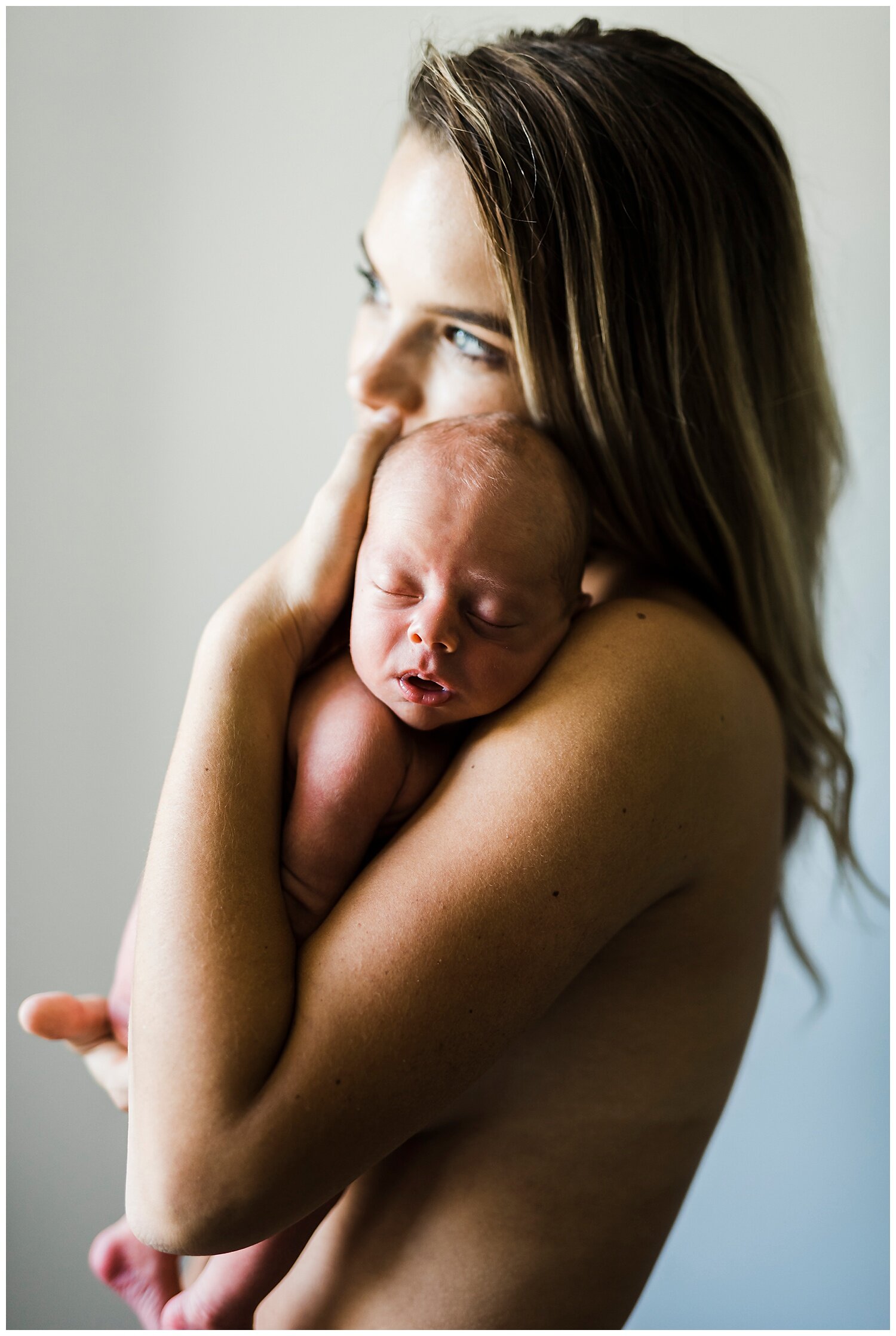 New-Jersey-Newborn-Photography-Lifestyle-In-Home-Session-Photographer-Apollo-Fields-11.jpg