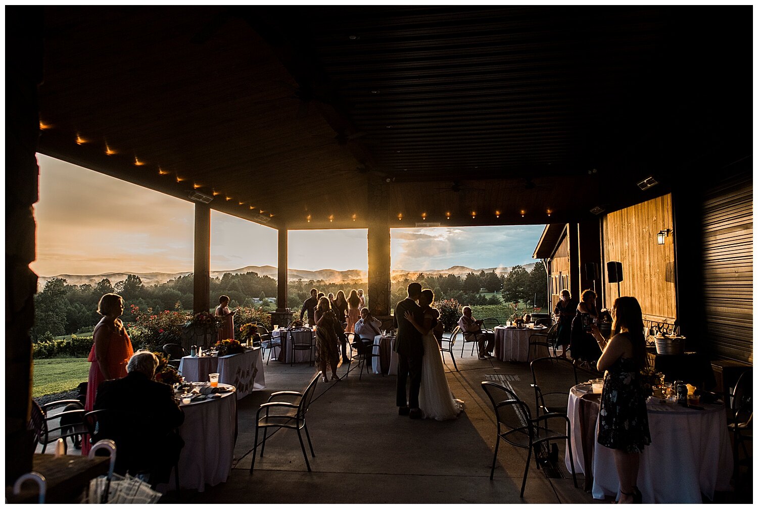 Round-Peak-Vineyards-Wedding-Photographer-Apollo-Fields-60.jpg