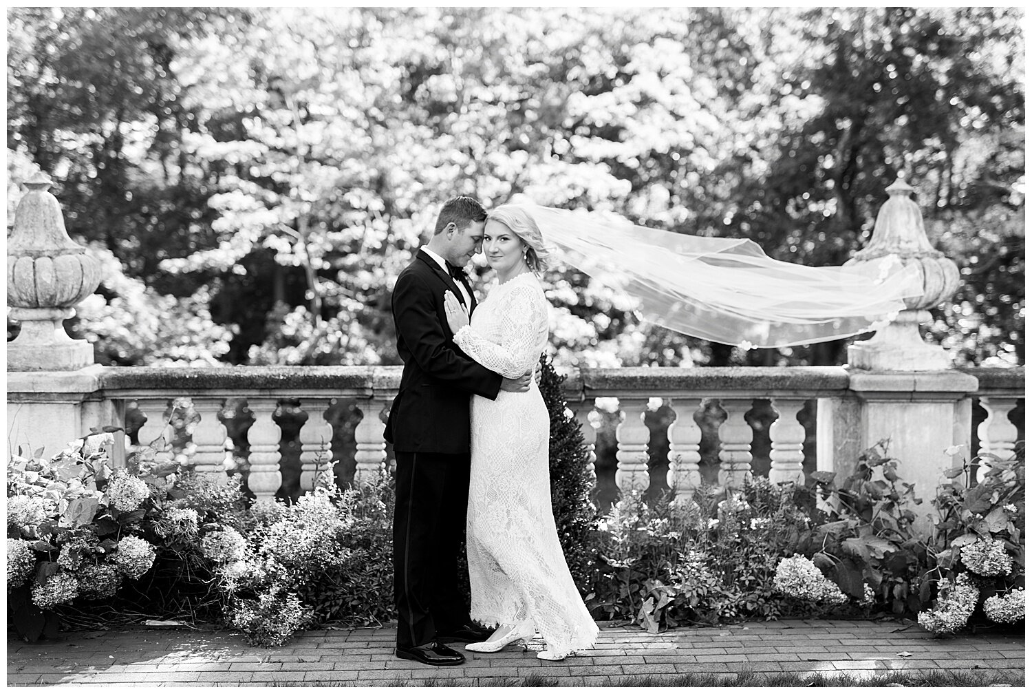 Vanderbilt-Museum-Intimate-Wedding-Apollo-Fields-69.jpg