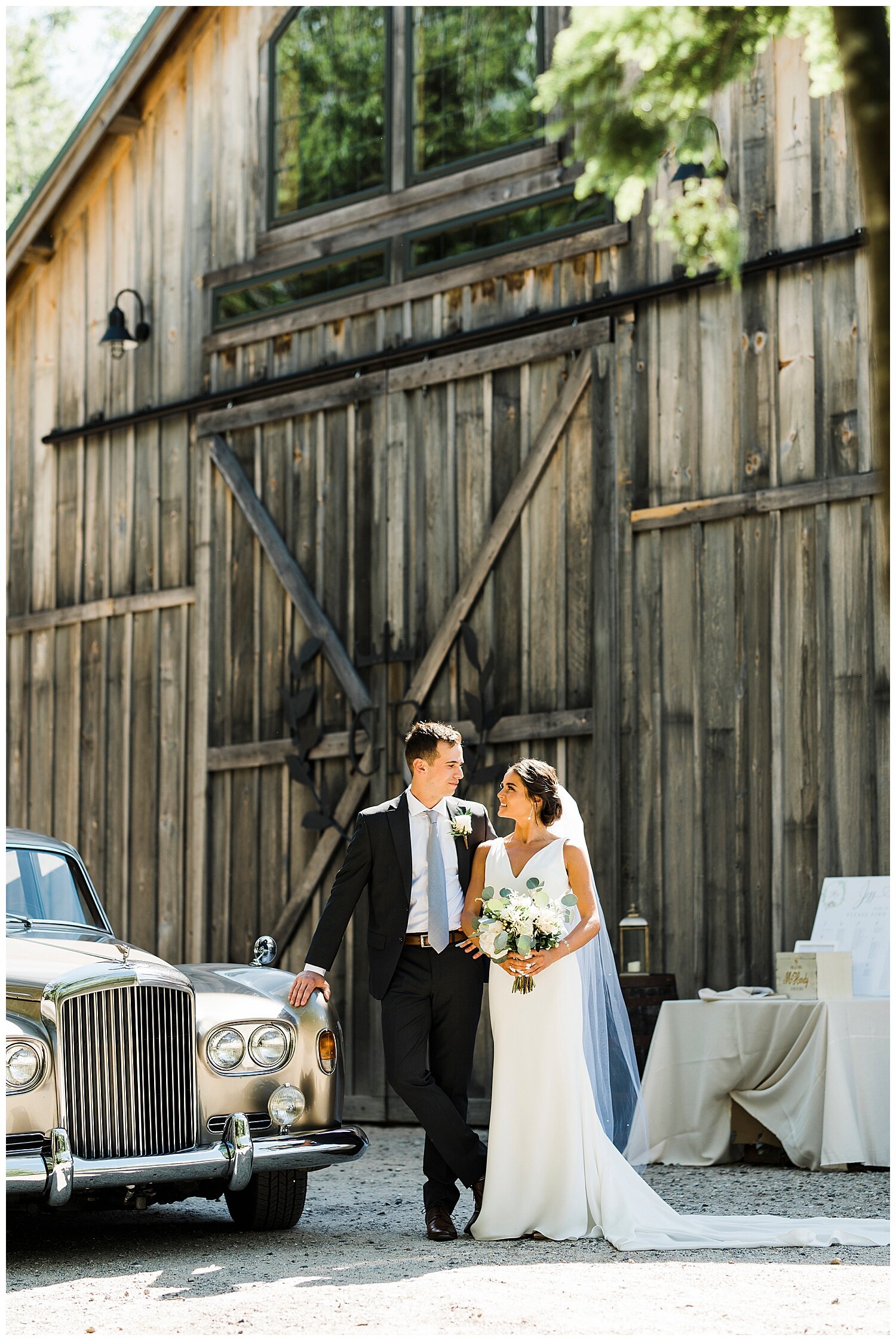 Granite-Ridge-Barn-Wedding-Apollo-Fields-Photographer-026.jpg