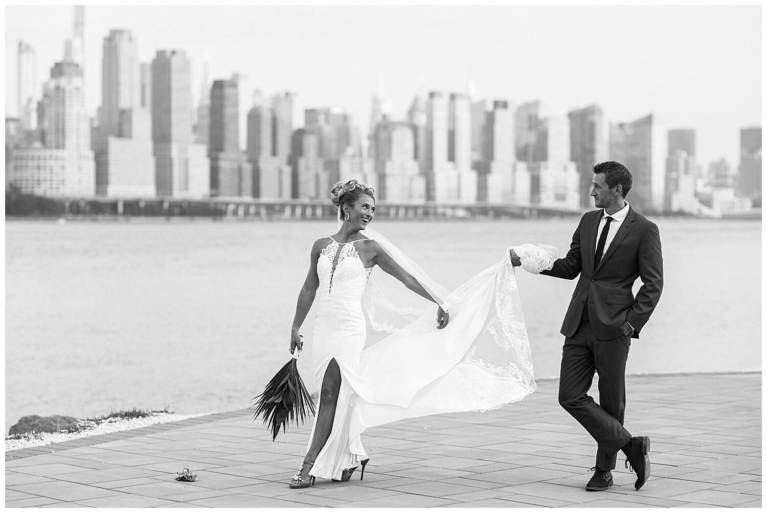 NYC-Wedding-Photography-Skyline-Waterside-Restaurant-011.jpg
