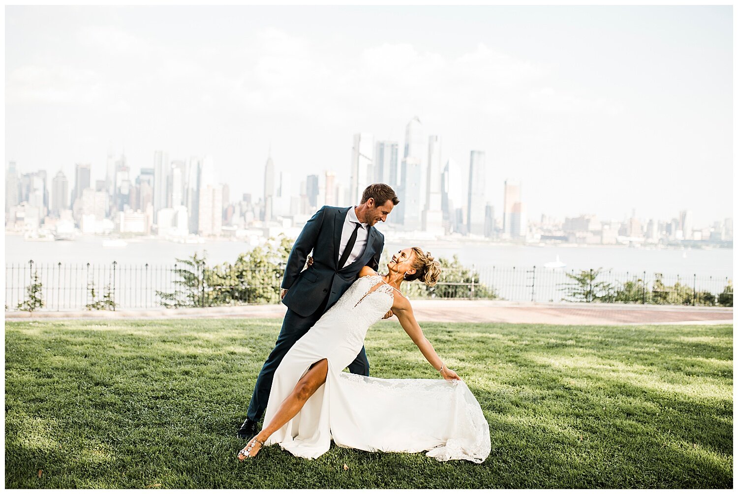 NYC-Wedding-Photography-Skyline-Waterside-Restaurant-068.jpg