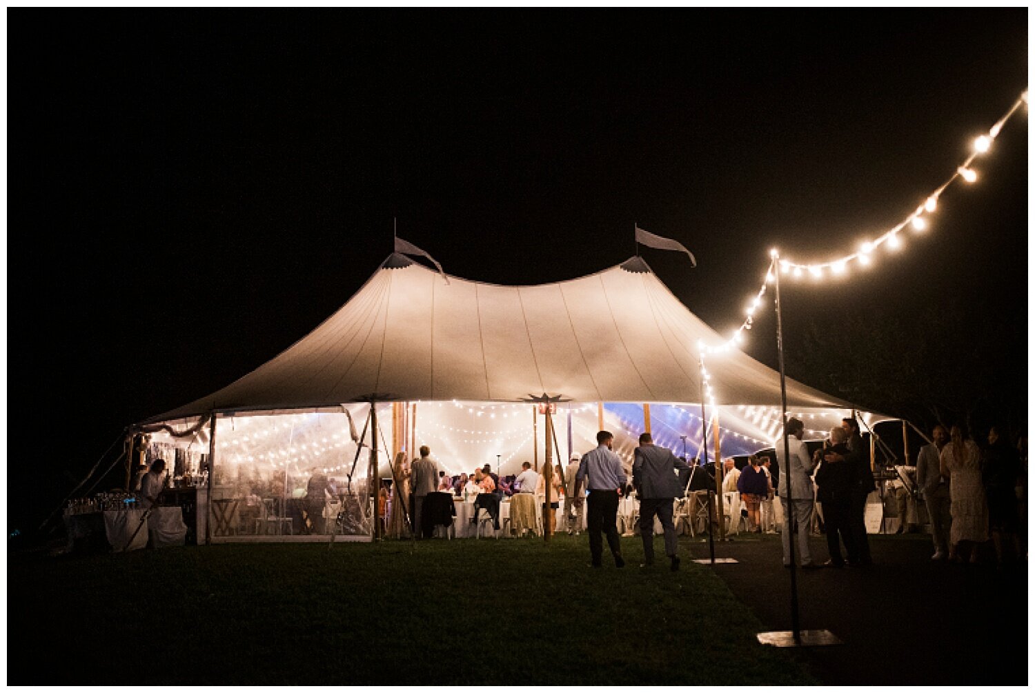 Montauk-Wedding-Photography-Sperry-Tent-Hamptons-Photos-Apollo-Fields-112.jpg