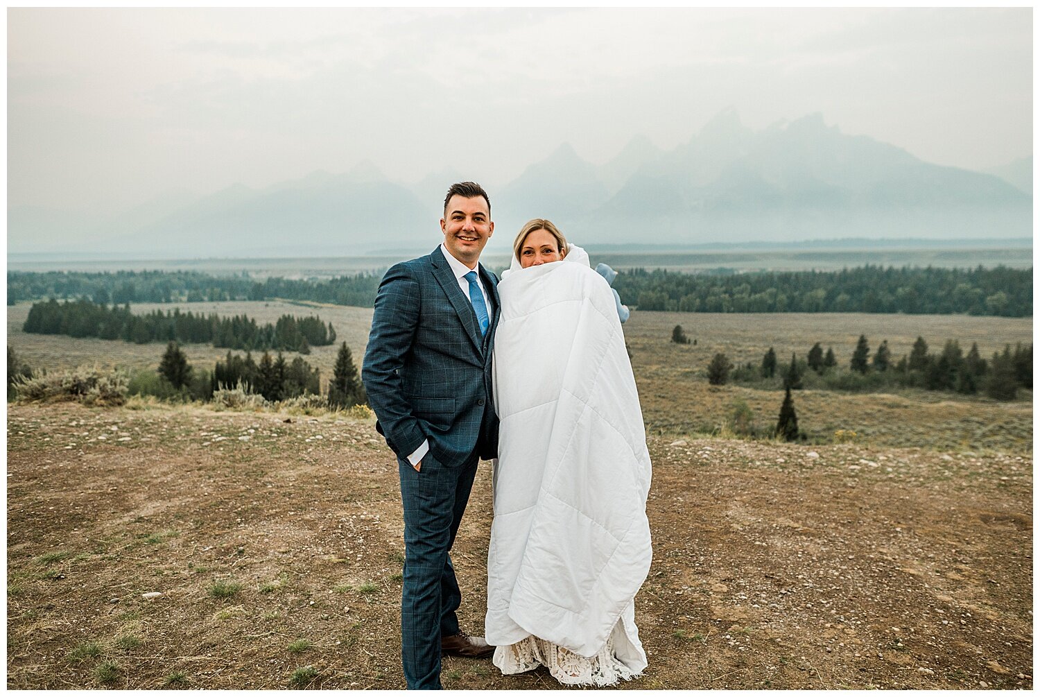 Grand-Tetons-Elopement-Photography-Apollo-Fields-Mountain-Wedding-Photos-04.jpg