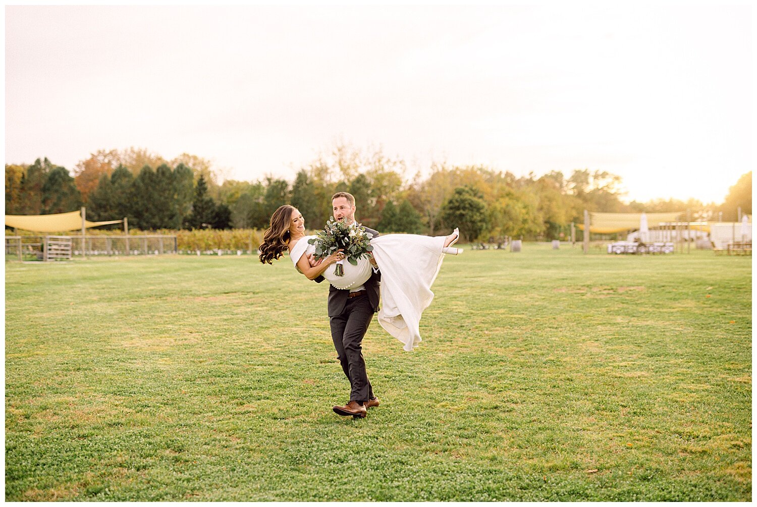 RGNY-Wedding-Photography-North-Fork-Vineyard-Apollo-Fields-057.jpg