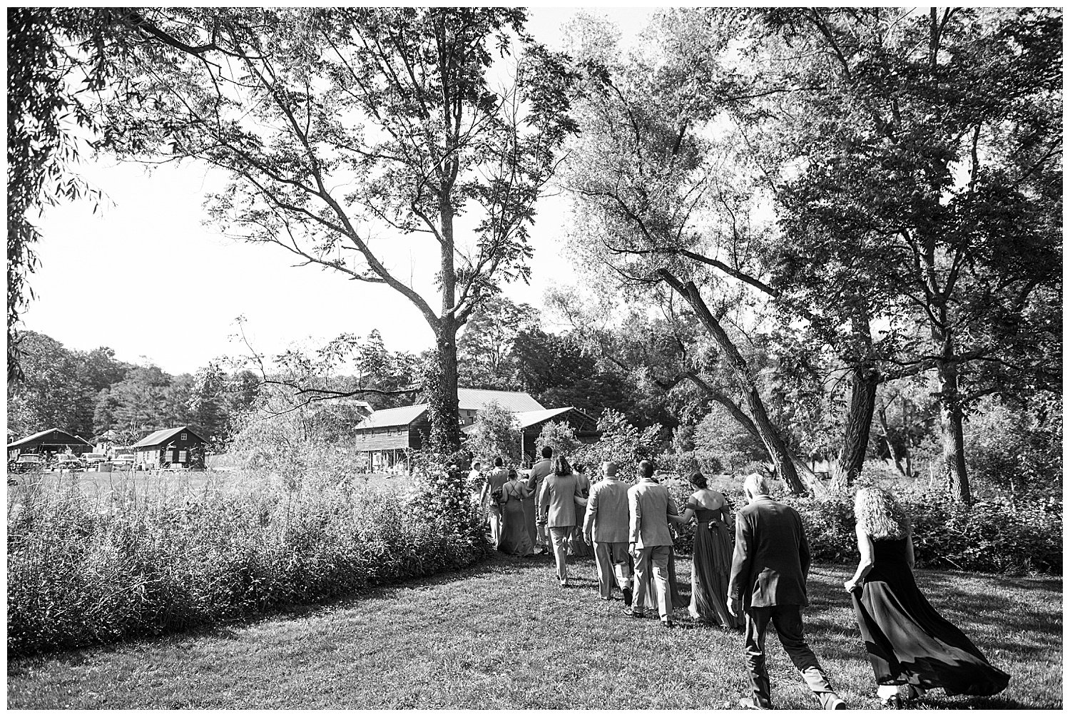 Owls-Hoot-Barn-Wedding-Photography-Coxsackie-NY-Apollo-Fields-43.jpg