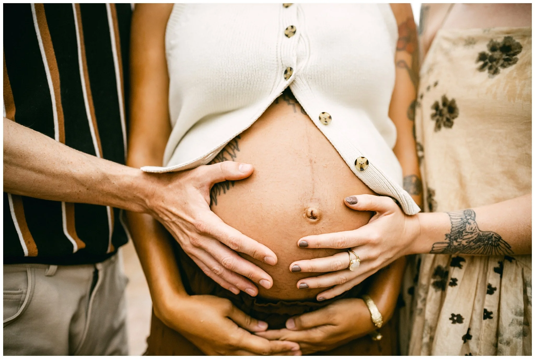 Maternity-Photos-Apollo-Fields-03.jpg