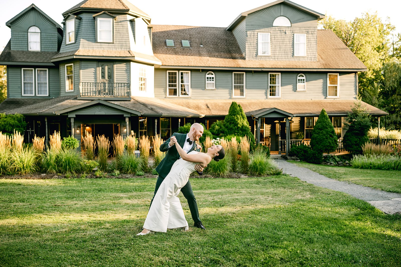 Hotel-Lilien-Catskills-Wedding-Photography-116.jpg