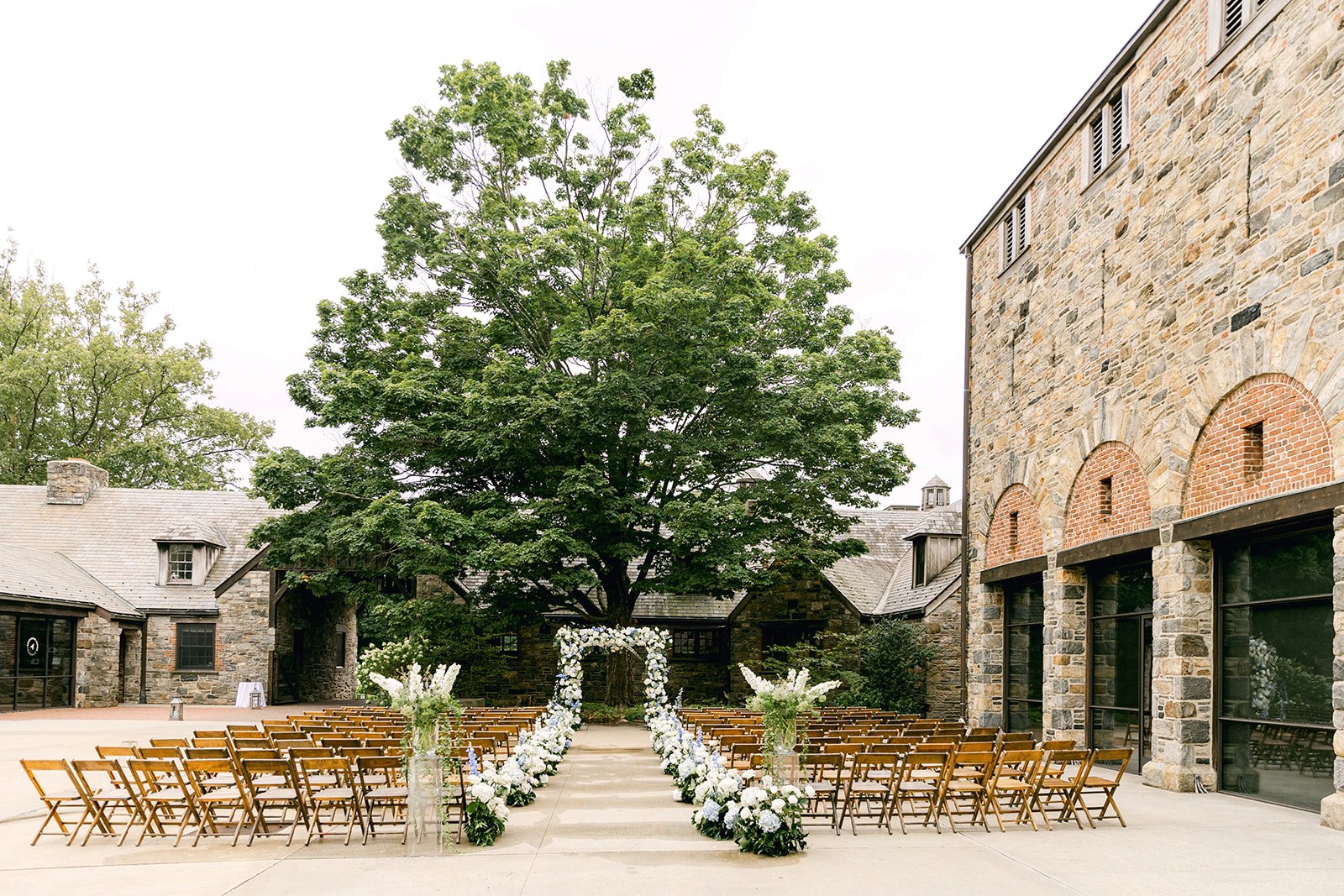 Blue-Hill-Stone-Barns-Wedding-Photography-012.jpg
