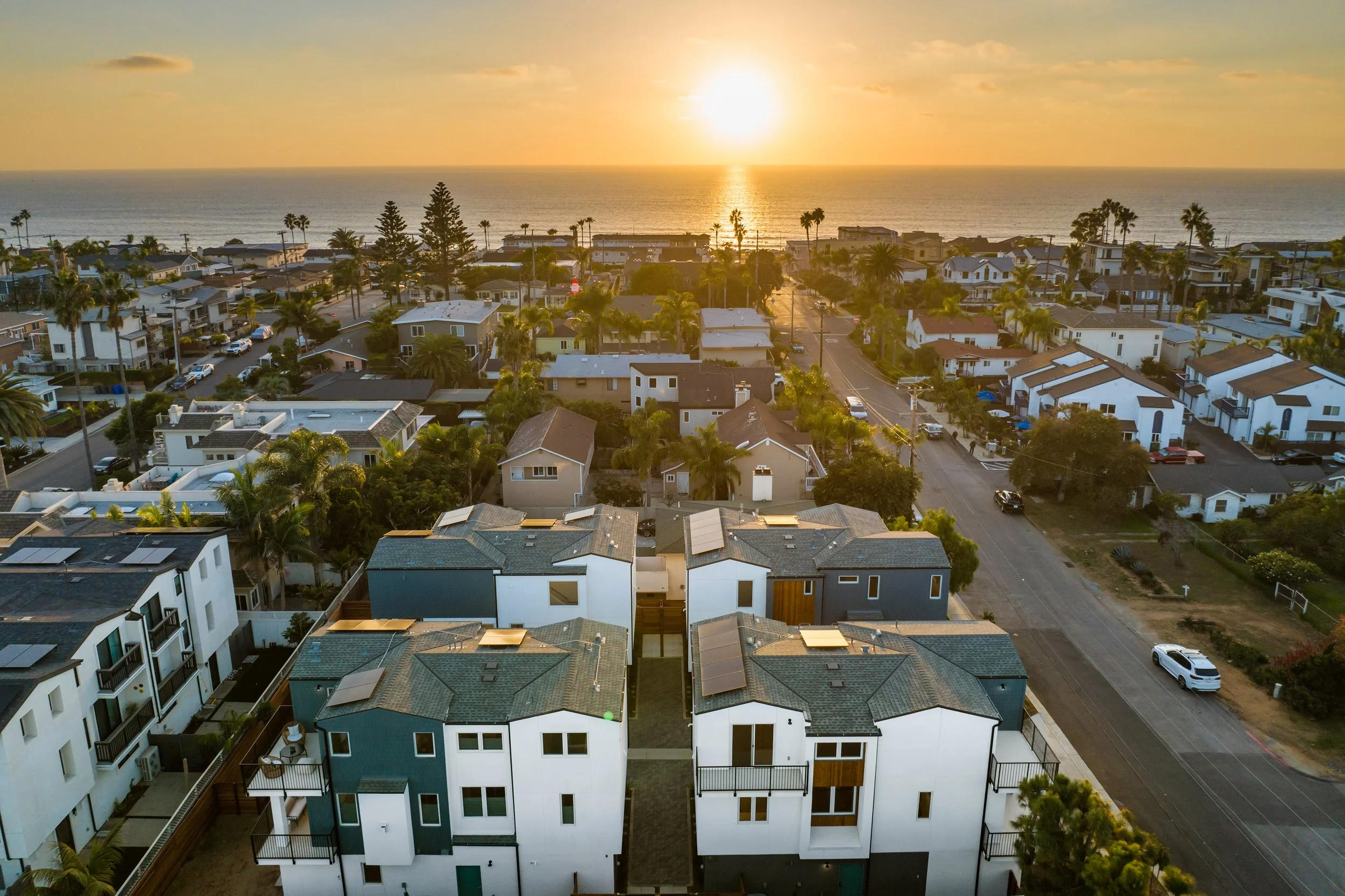 303 Juniper Ave - Carlsbad, CA