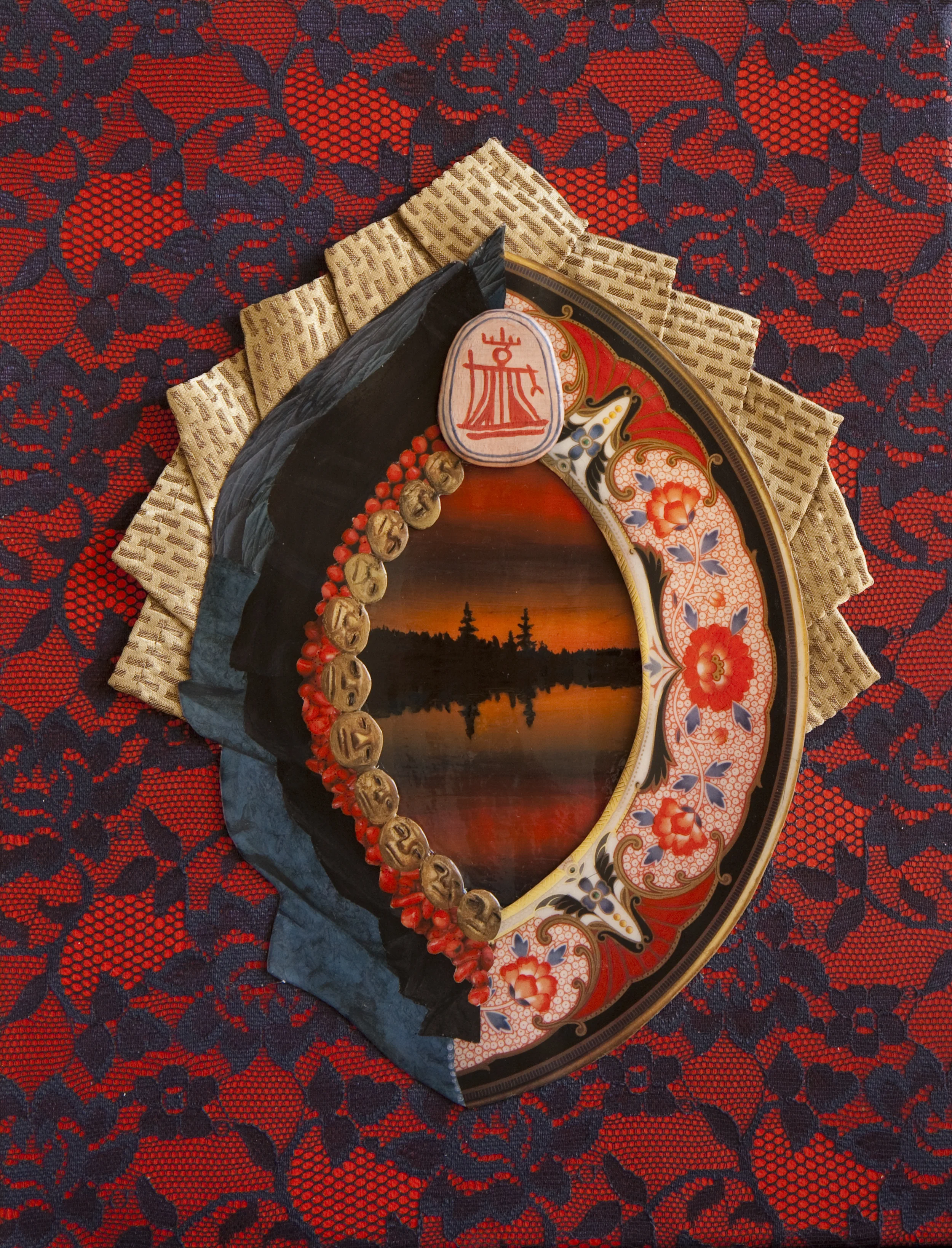 3-elizabeth-roetzel-surrealist-conceptual-women-feminism-assemblage.jpg
