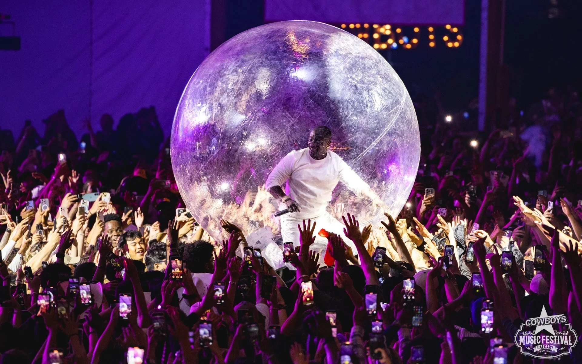 AKON AT CMF 2025