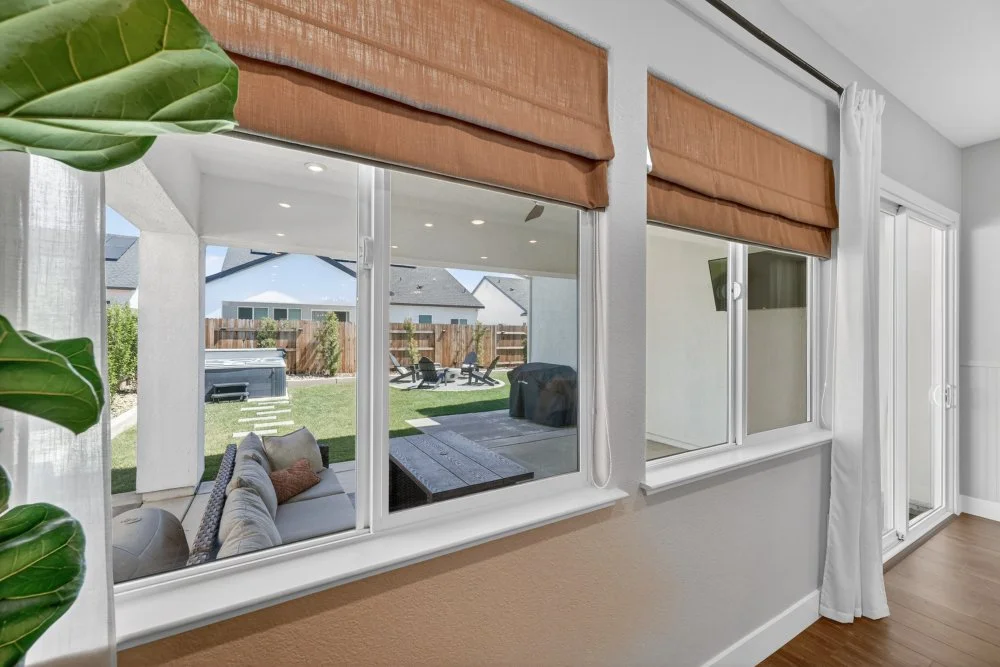 3008 Hemet Way-27.jpg