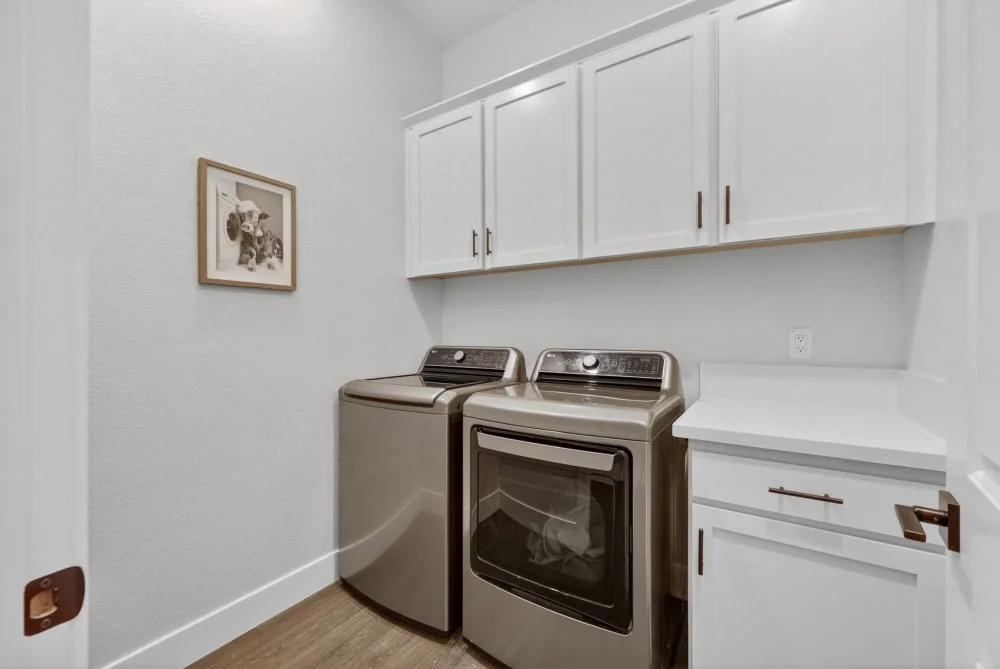 3008 Hemet Way-42.jpg