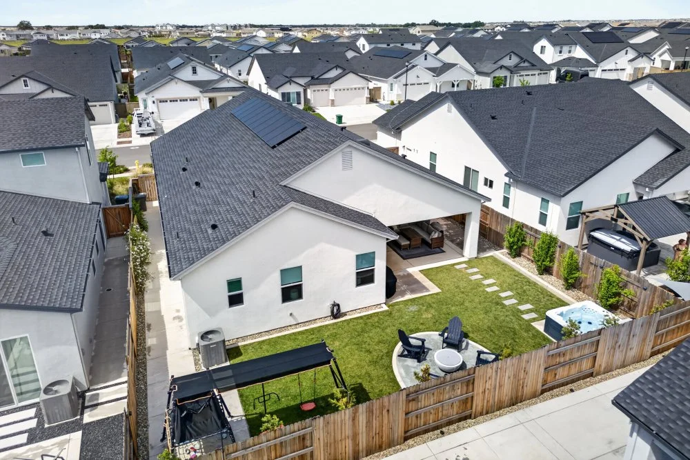 3008 Hemet Way-64.jpg