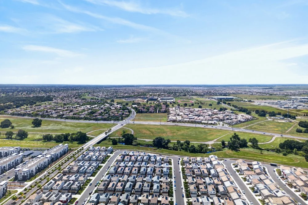 3008 Hemet Way-71.jpg