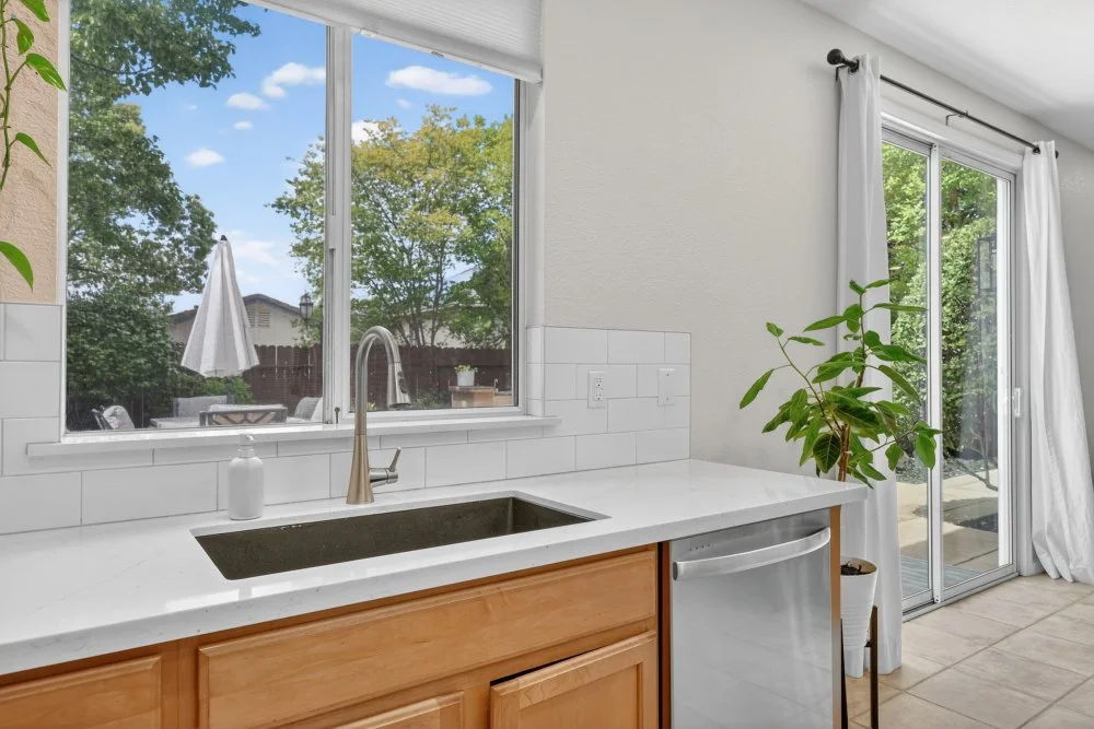 2142 Arnold Dr-22.jpg