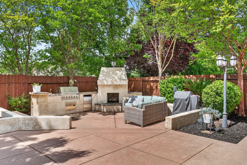 2142 Arnold Dr-49.jpg