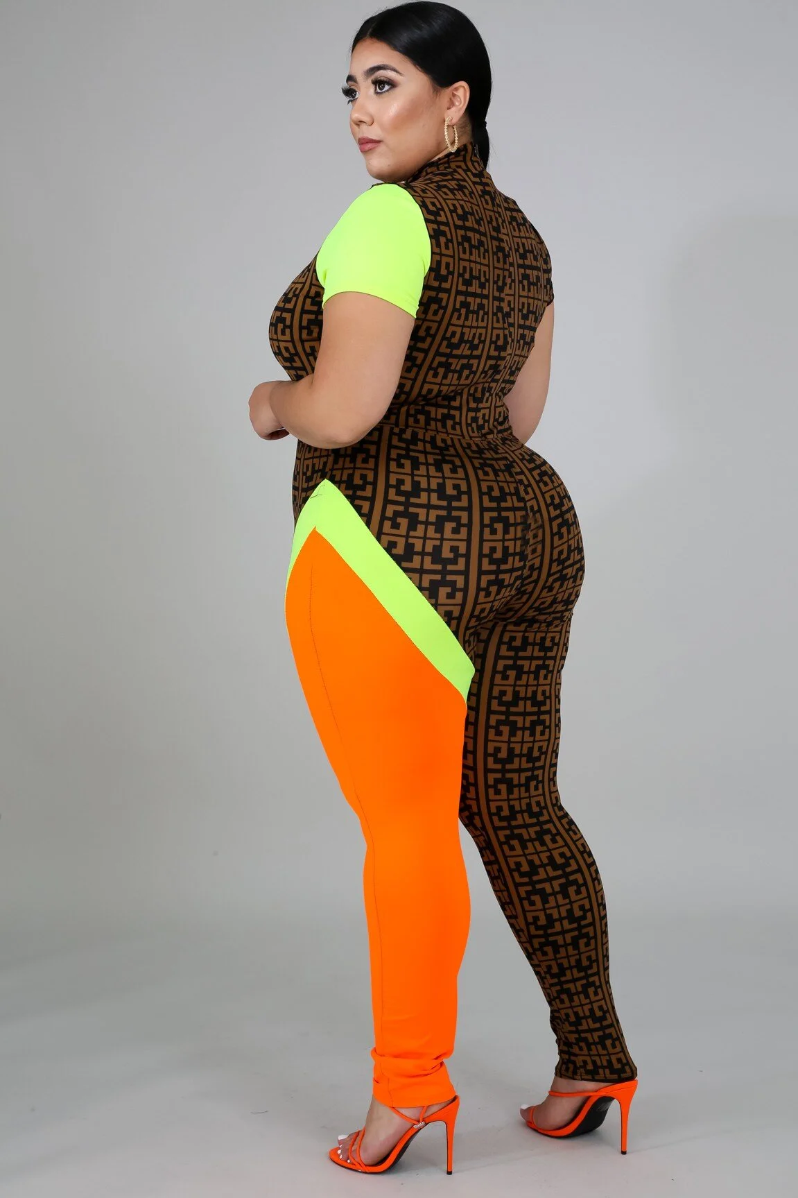 8FBDEFB3-4EBC-4AB8-82A3-B14F6F393290