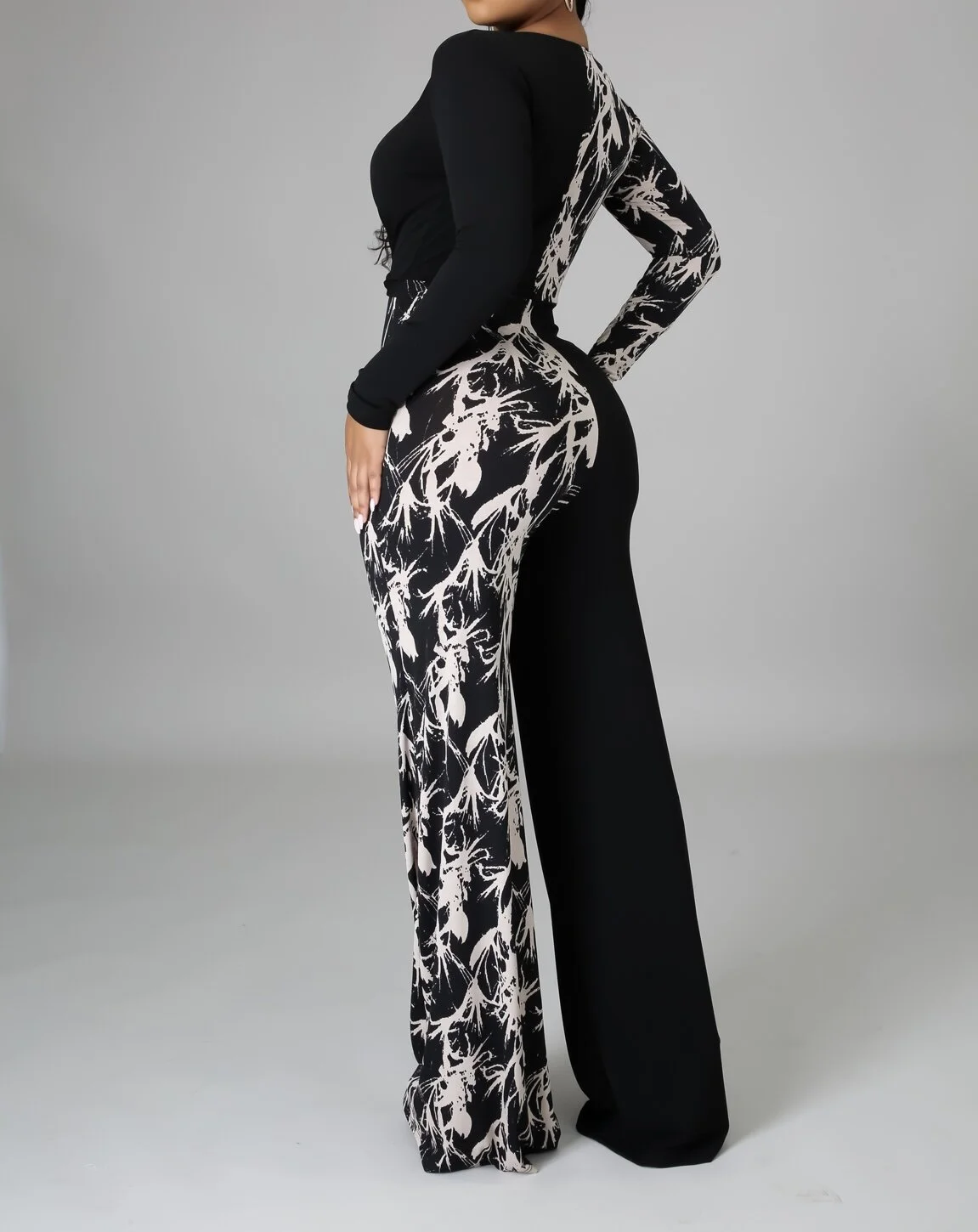 10F1C056-E3C2-46A1-A33F-58B1F7FB1751