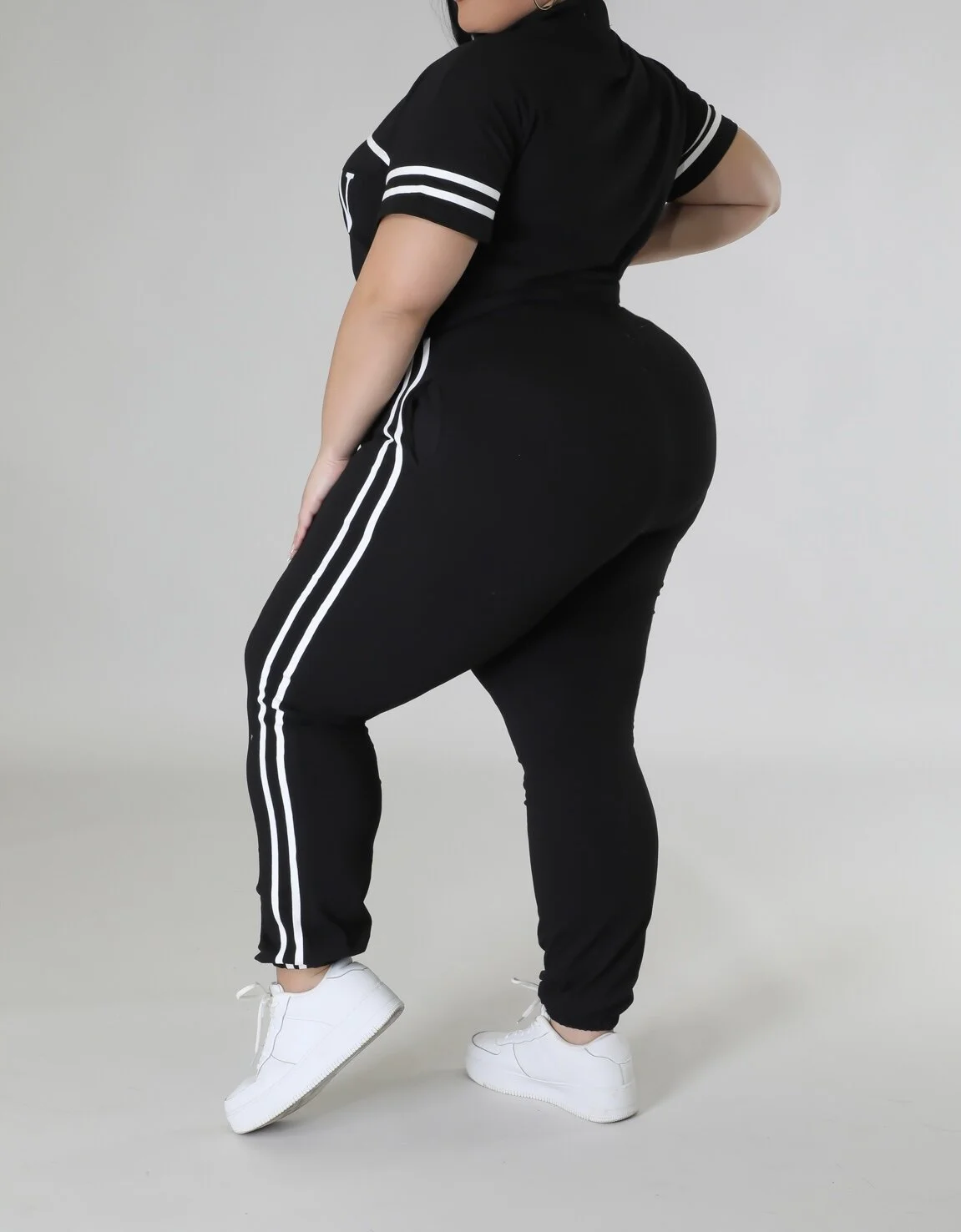 357B8D62-0106-44DD-A5D5-3096BCB6F23F