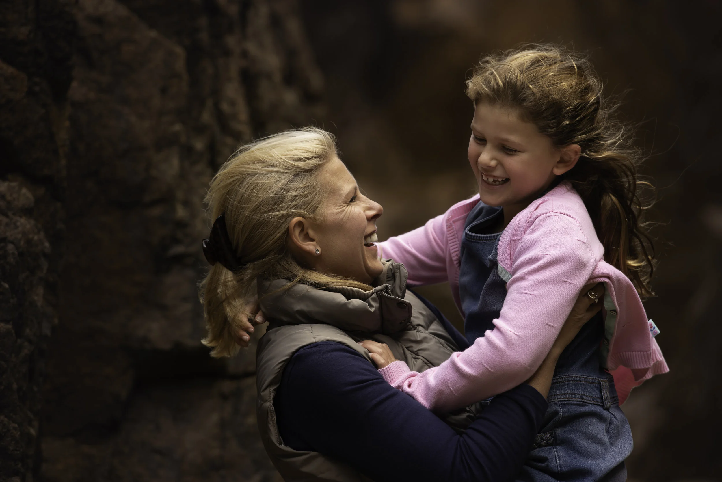 Jersey photographer: mum and girl at Plemont Bay