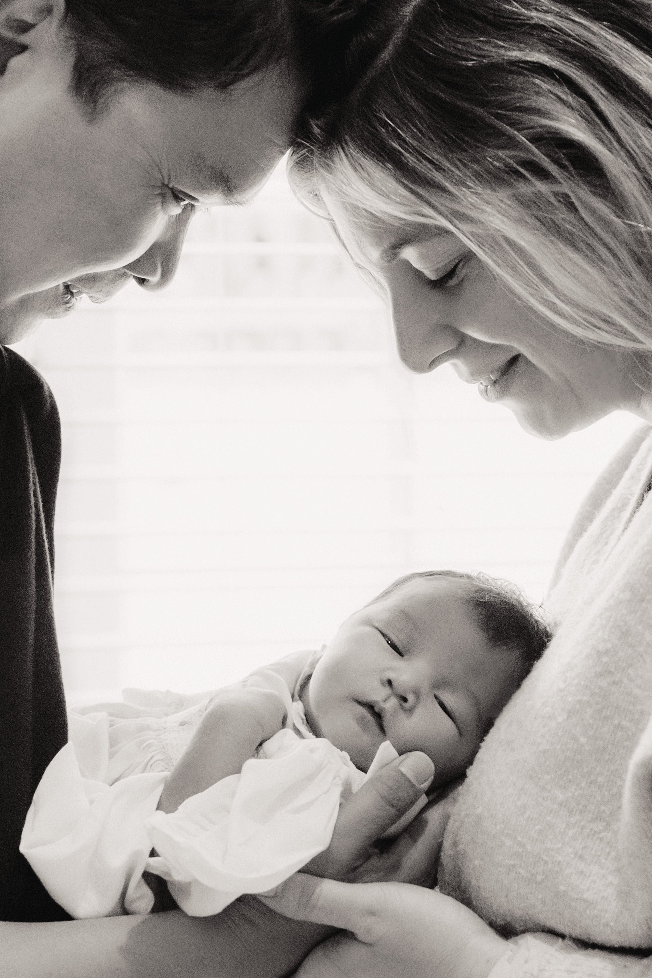Jersey photographer: a springtime newborn photoshoot at home