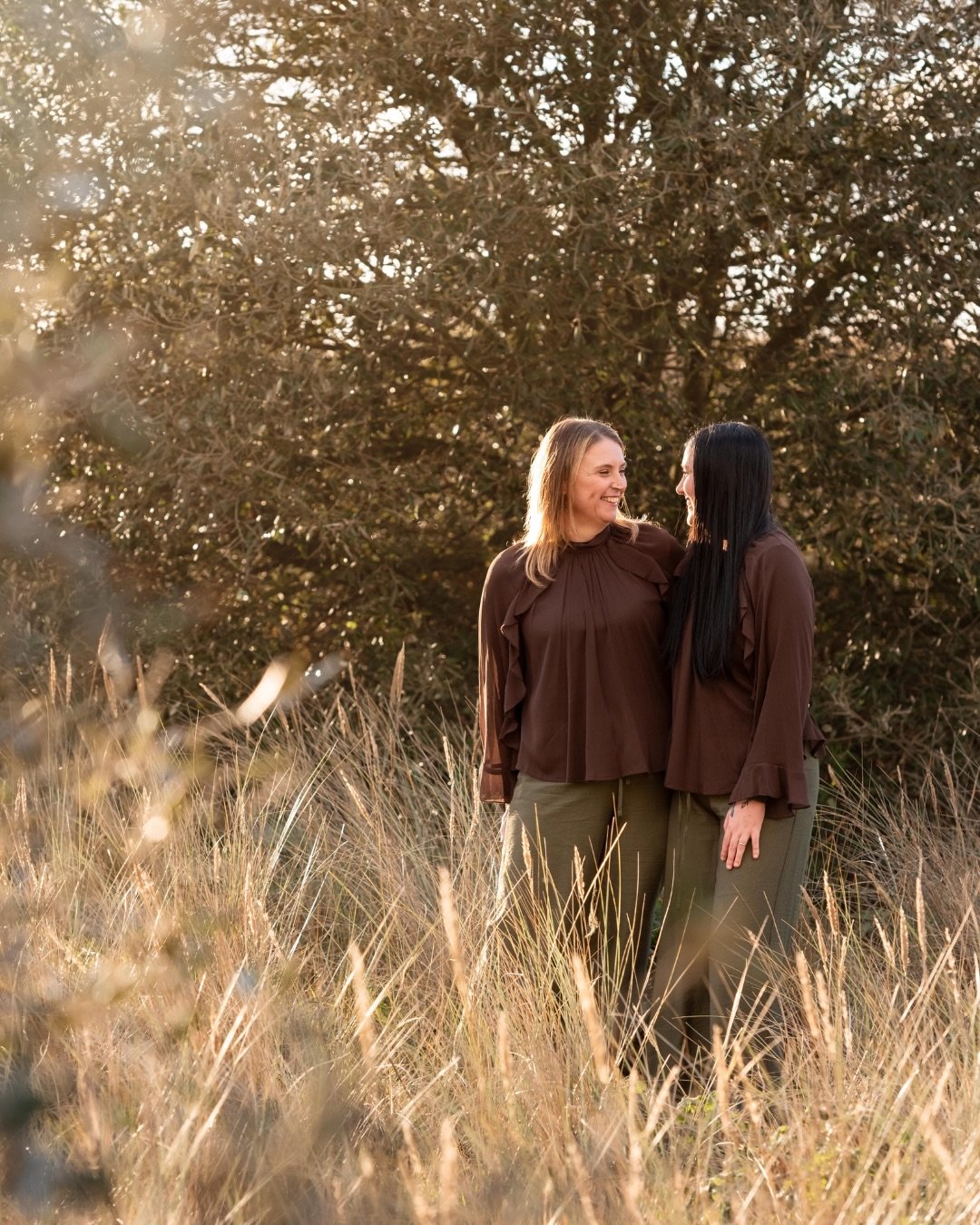 Everyone thinks summer is the &lsquo;best&rsquo; time for photos.

In my eyes, all seasons are beautiful.

But in winter especially, the light feels different.

It&rsquo;s slower.
Softer.

It doesn&rsquo;t compete with you.
It simply surrounds you.

