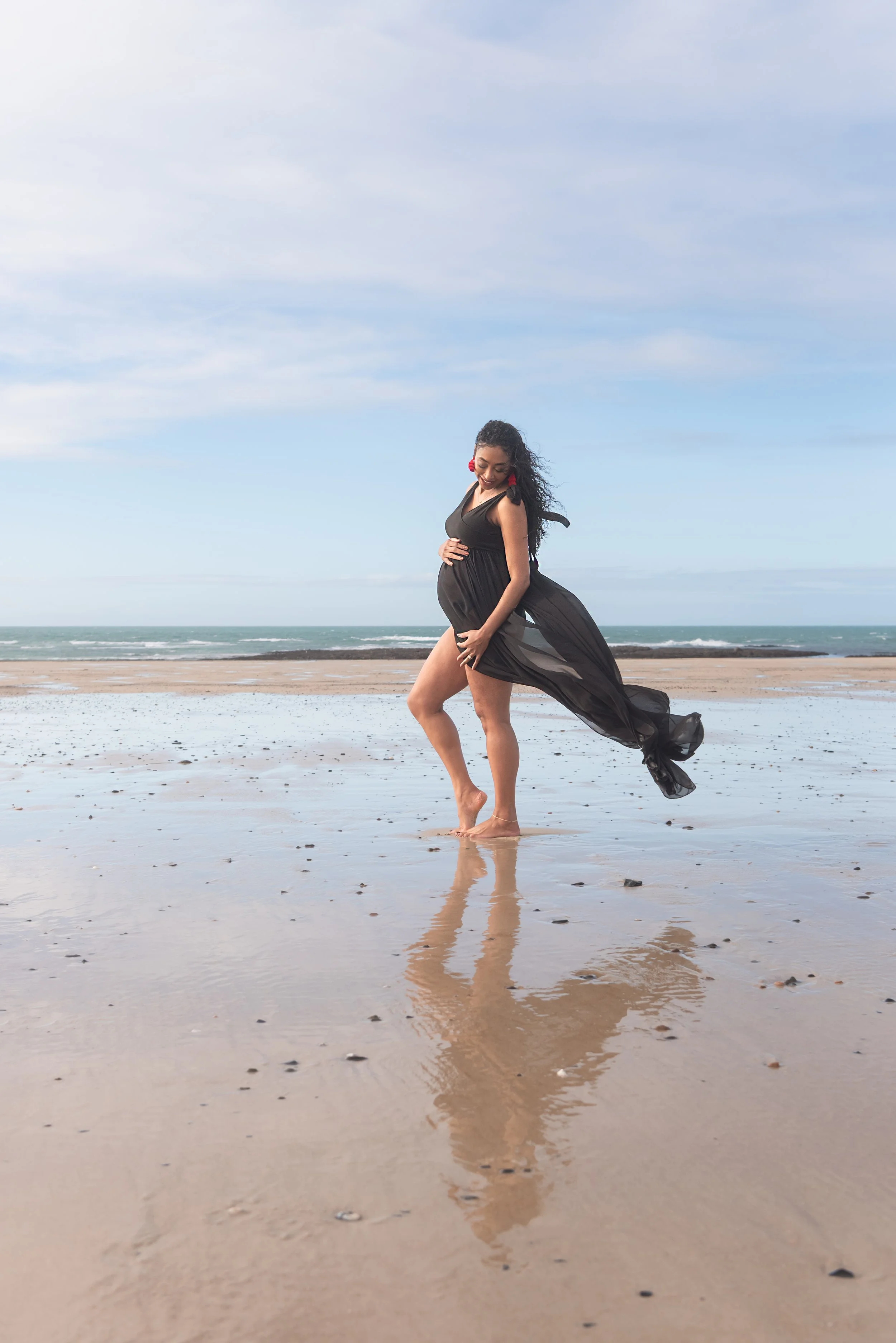 Jersey photographer - maternity photoshoot at St Ouens beach