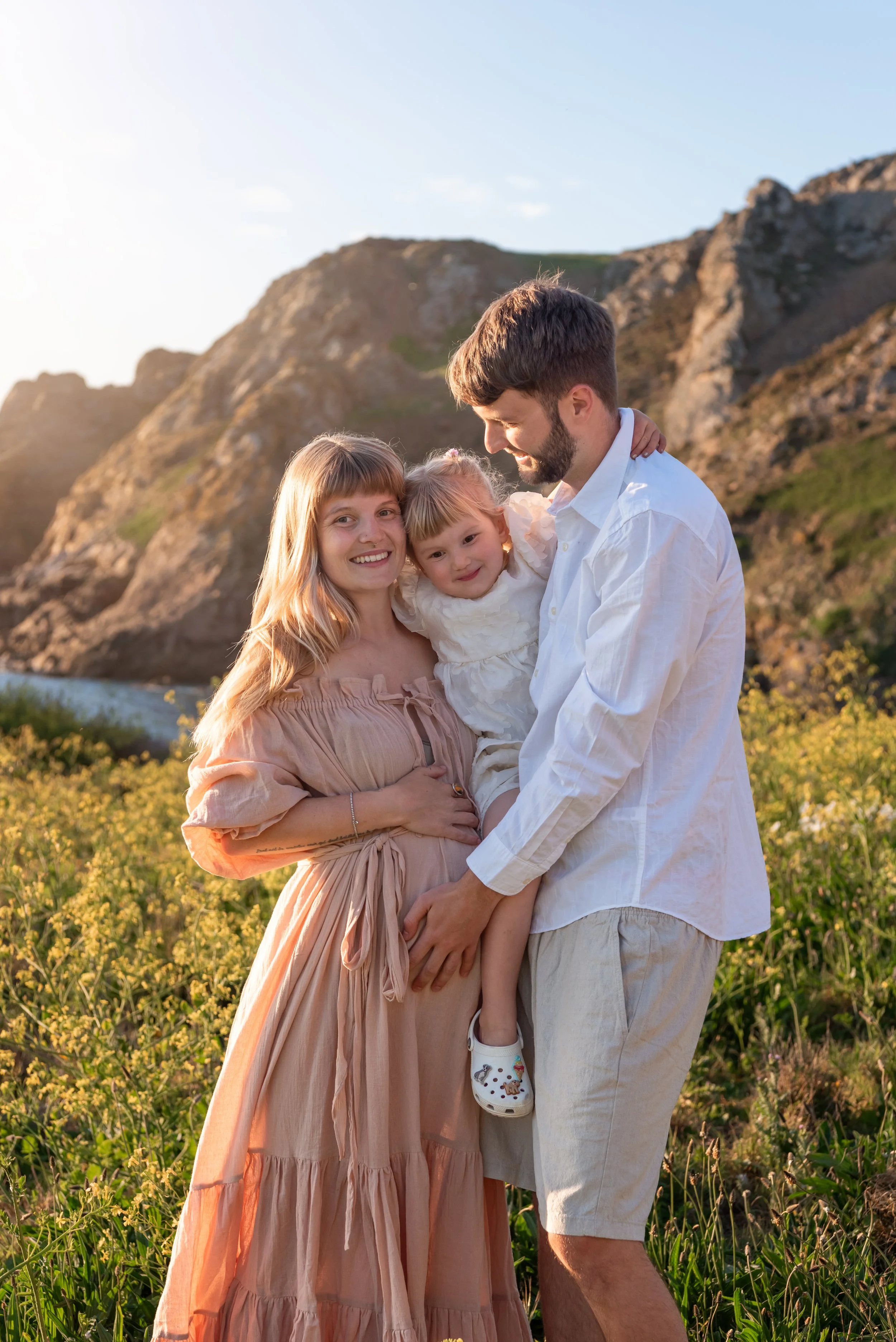 Jersey photographer - maternity photoshoot in flowers