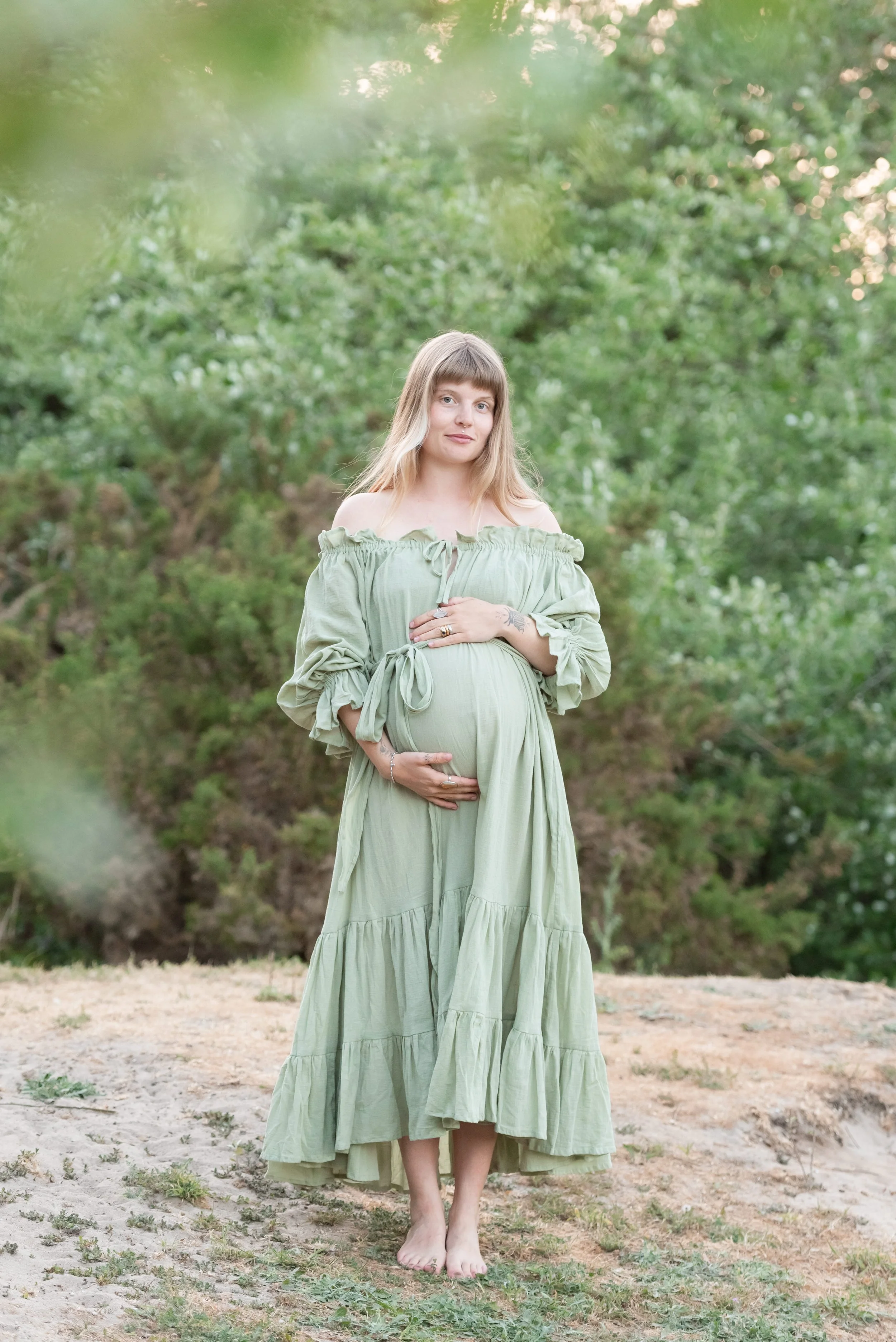 Jersey photographer - sage colour maternity dress