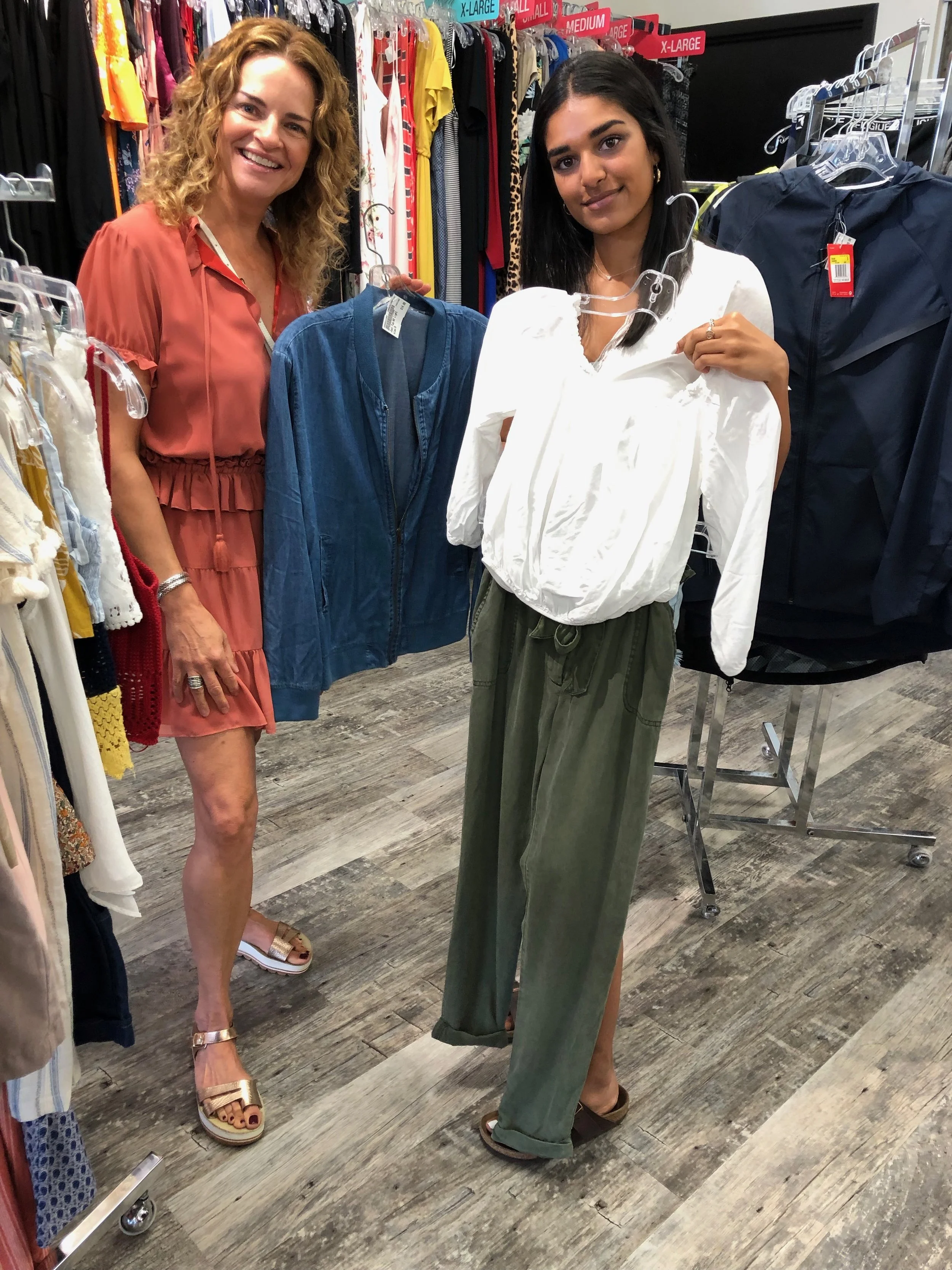 Teen Travel A Two Week Wardrobe From Plato S Closet Consignment Rack Star Canada