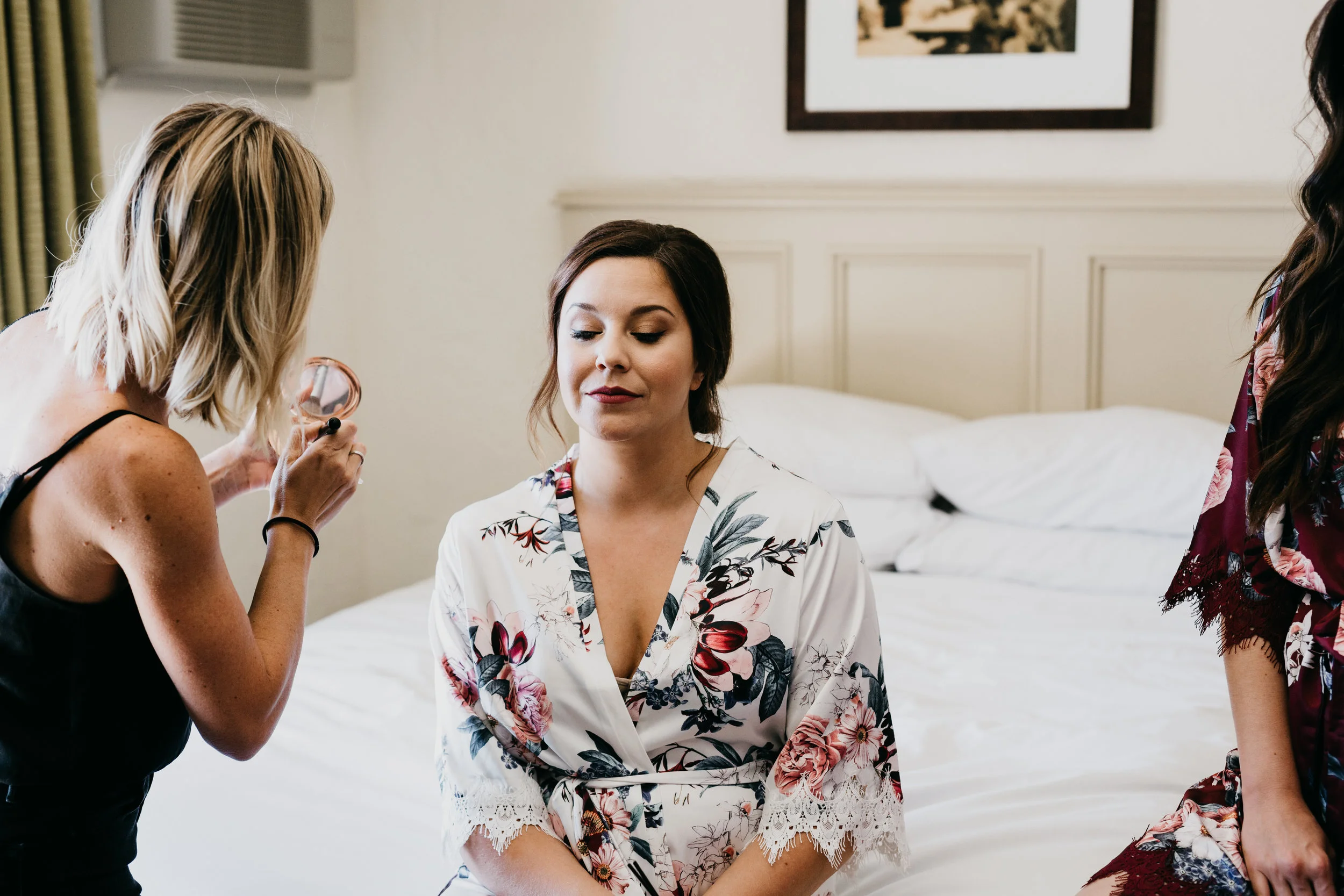 LaurenandSam_GettingReady16.jpg