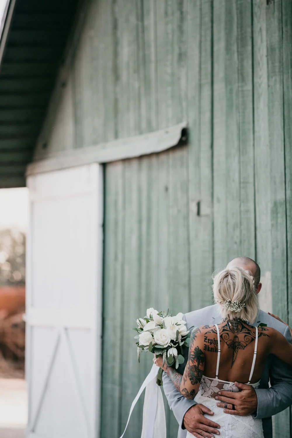 143b5-devlinwedding_romantics37.jpg