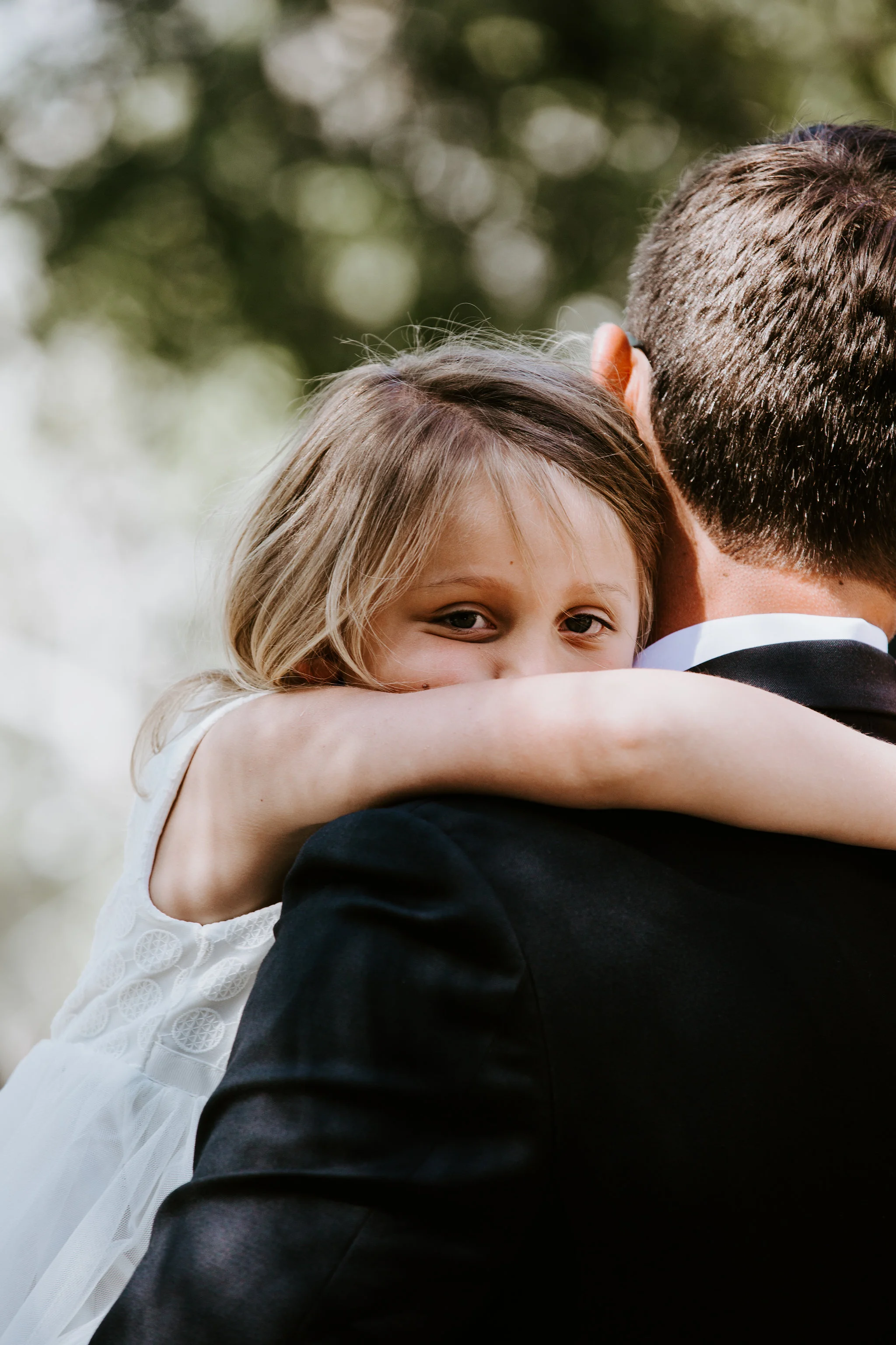 Kayla&Max_Groomsman2.jpg