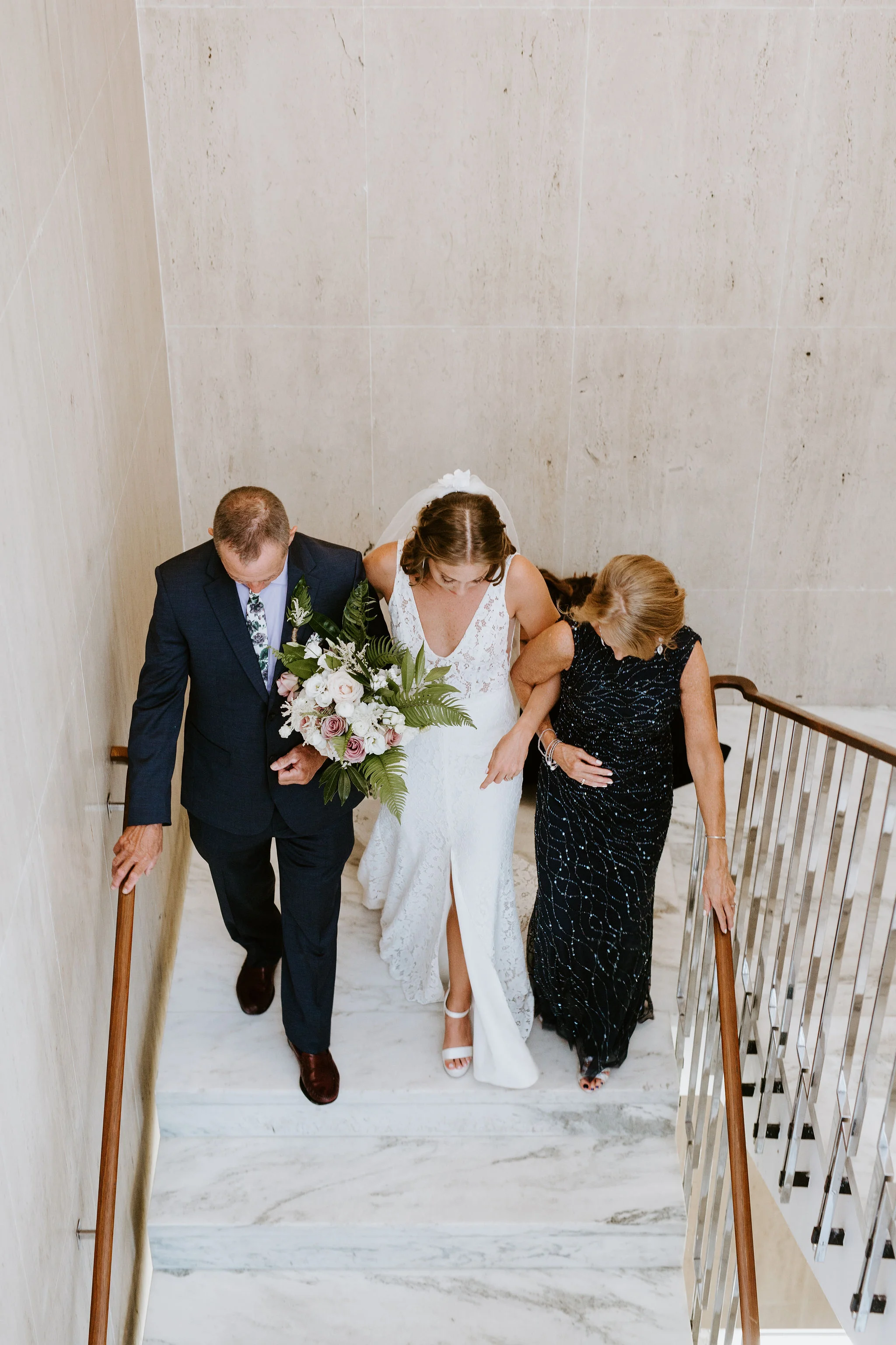 DetroitIndustrialWedding_Geoff&LyndsiPhotography_Alex&Jen_Ceremony65.jpg