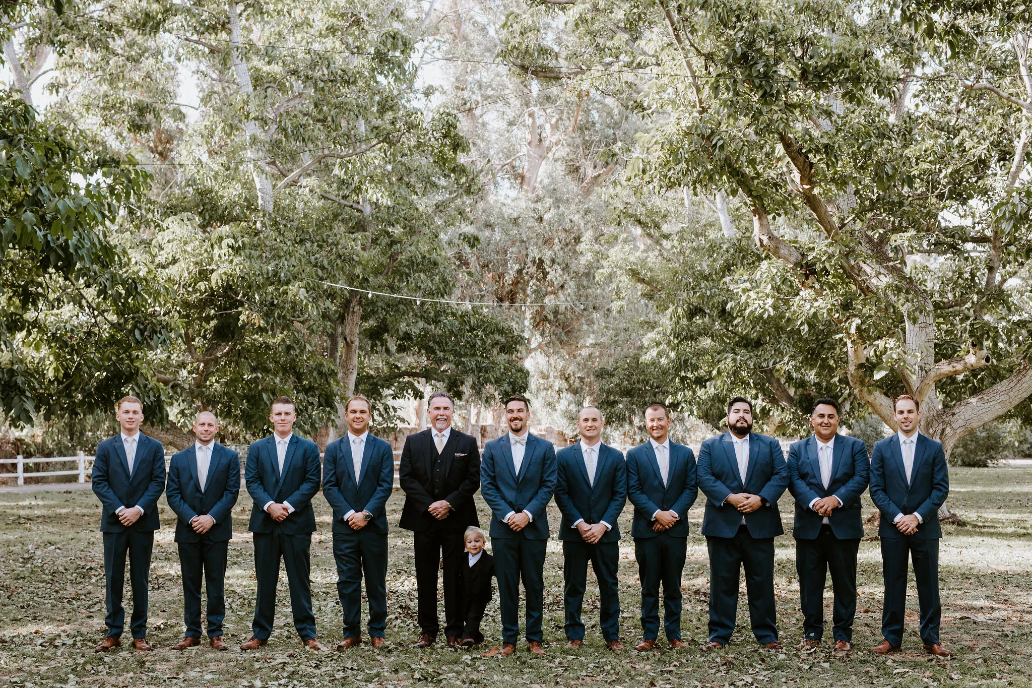 WalnutGroveWedding_Geoff&LyndsiPhotography_Casie&Matt_Groomsman17.jpg