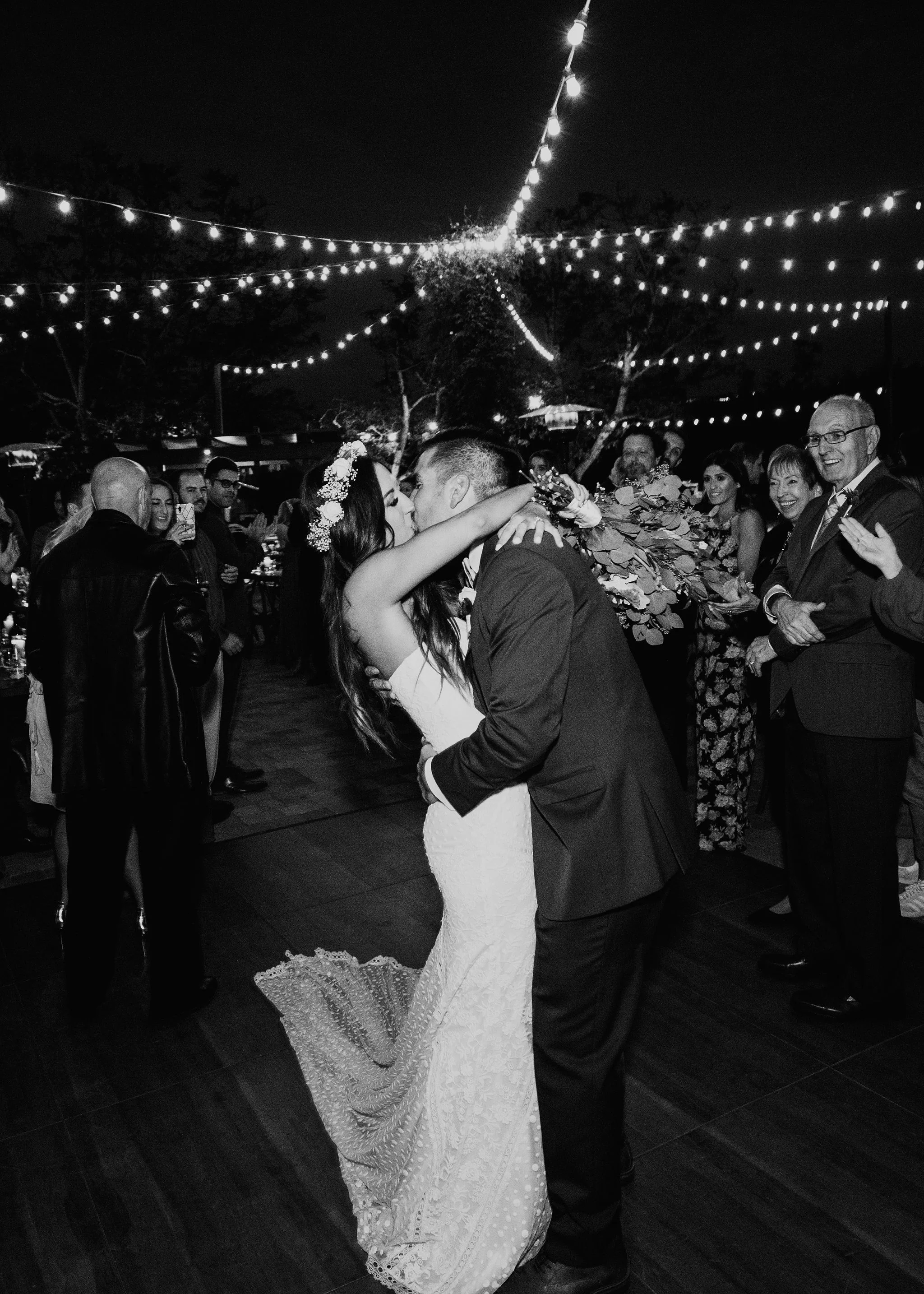 WalnutGroveWedding_Geoff&LyndsiPhotography_Casie&Matt_Reception31.jpg
