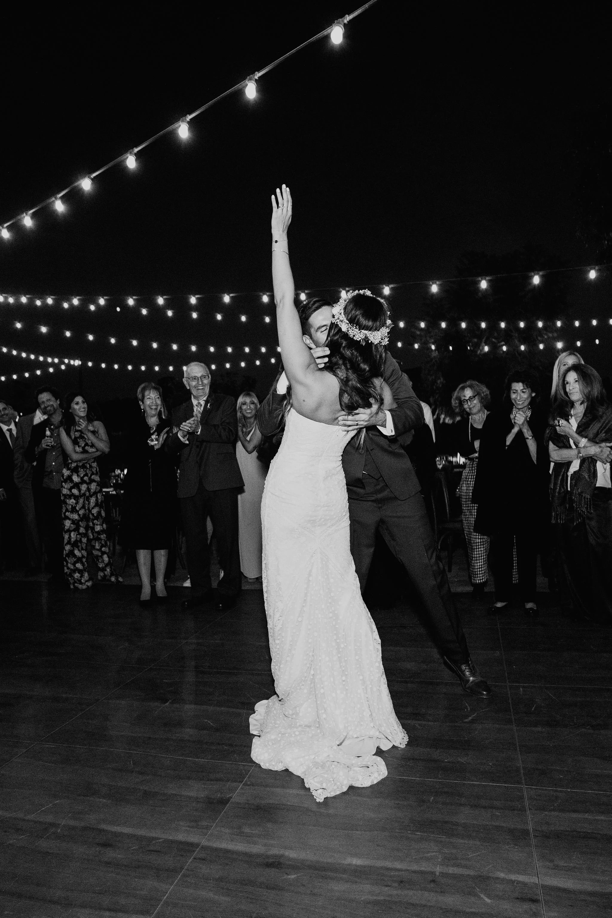 WalnutGroveWedding_Geoff&LyndsiPhotography_Casie&Matt_Reception49.jpg