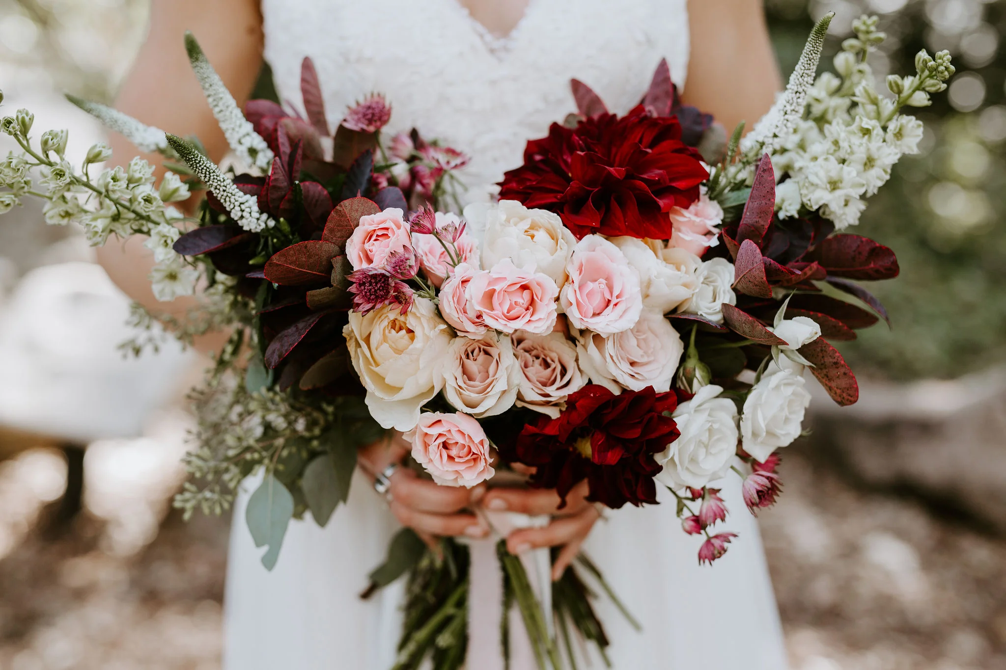 SantaBarbaraMuseumofNaturalHistoryWedding_Geoff&LyndsiPhotography_Madi&Mike_FirstLook43.jpg