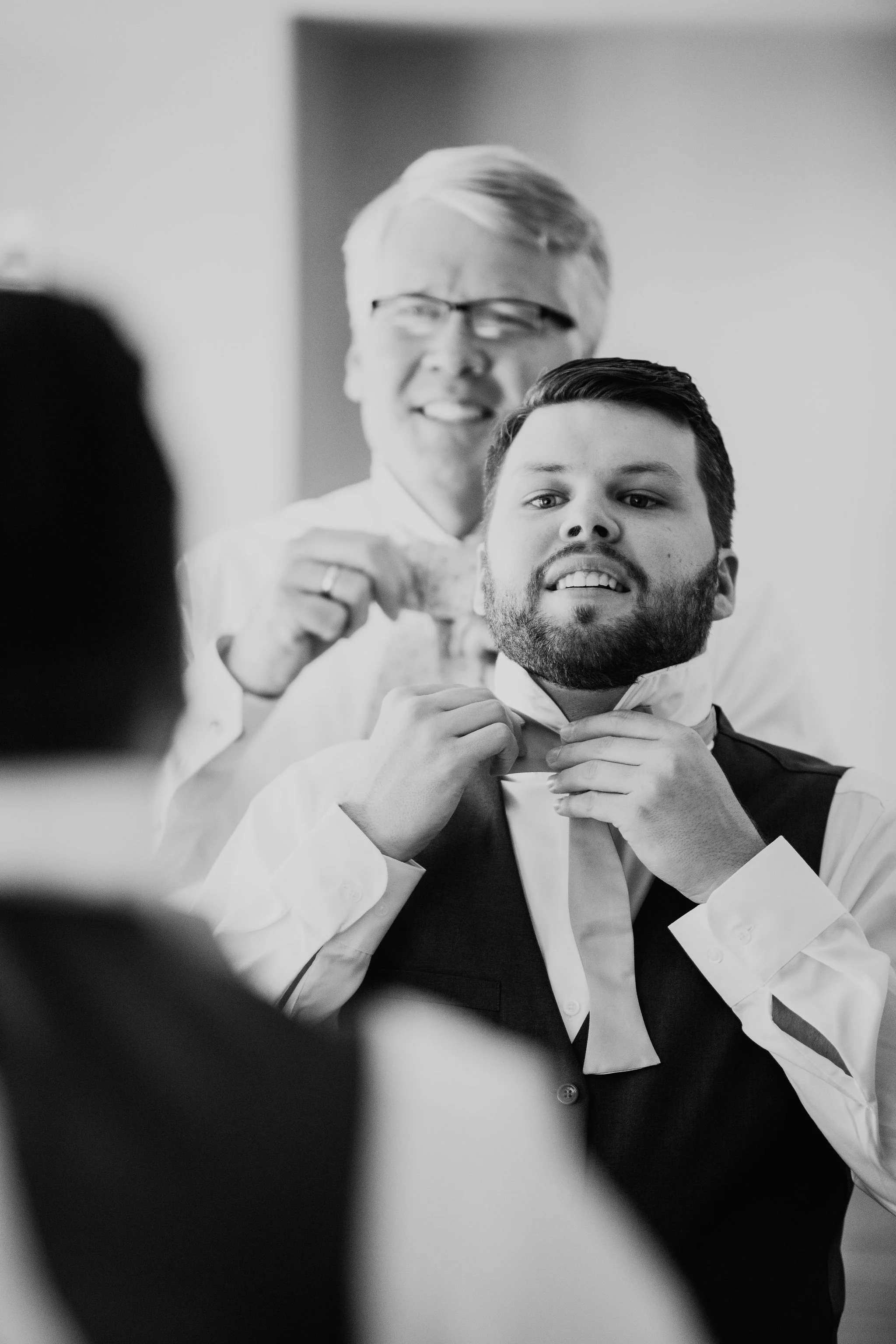 WayferersChaperWedding_Geoff&LyndsiPhotography_Hayley&Stephen_GettingReady30.jpg