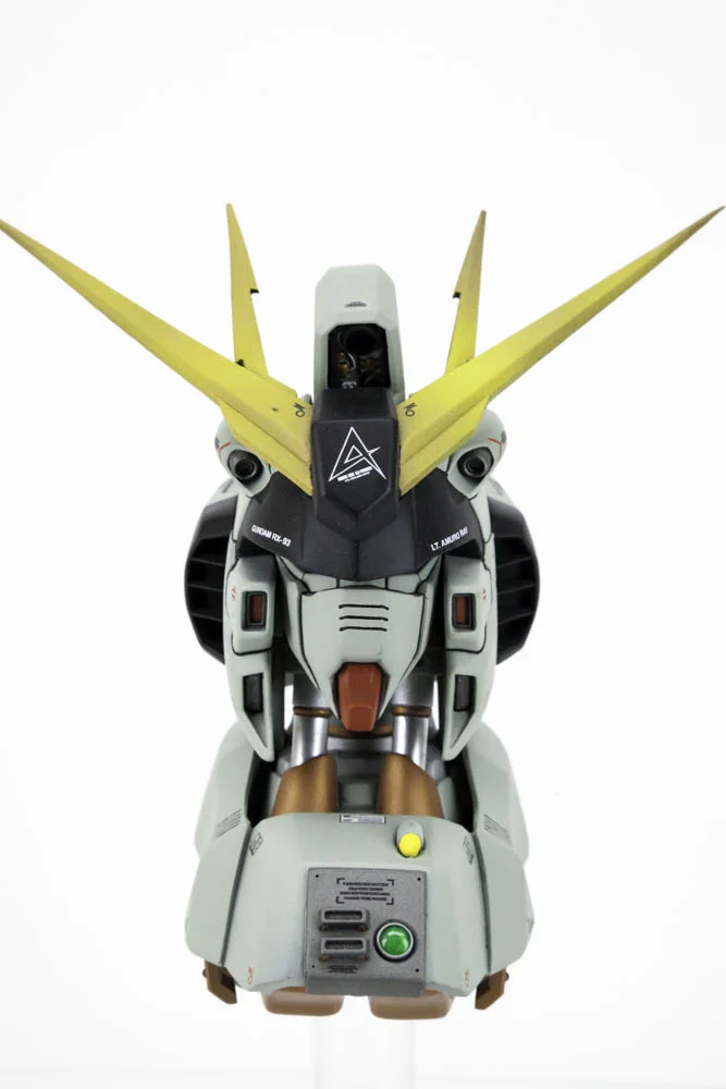 Nu Gundam Head - 009.jpg