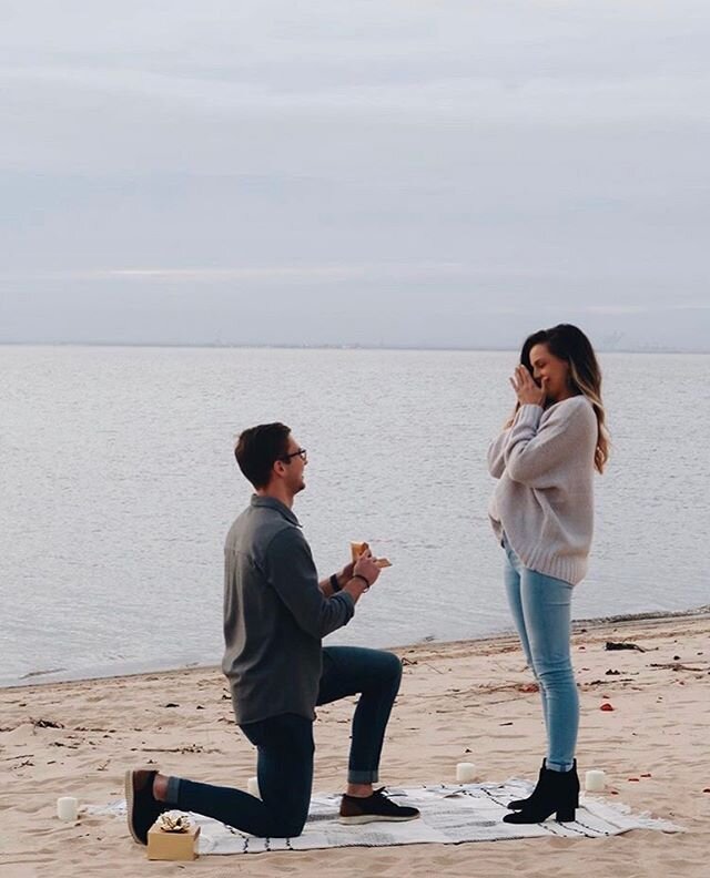 #HappyFriday! We'd like to jump into the weekend full of LOVE by shouting out one of favorite proposals from over the holidays! Congratulations to beautiful couple @laurenallred &amp; @mylesfullen from Alabama!!! We are wishing you nothing but love, 