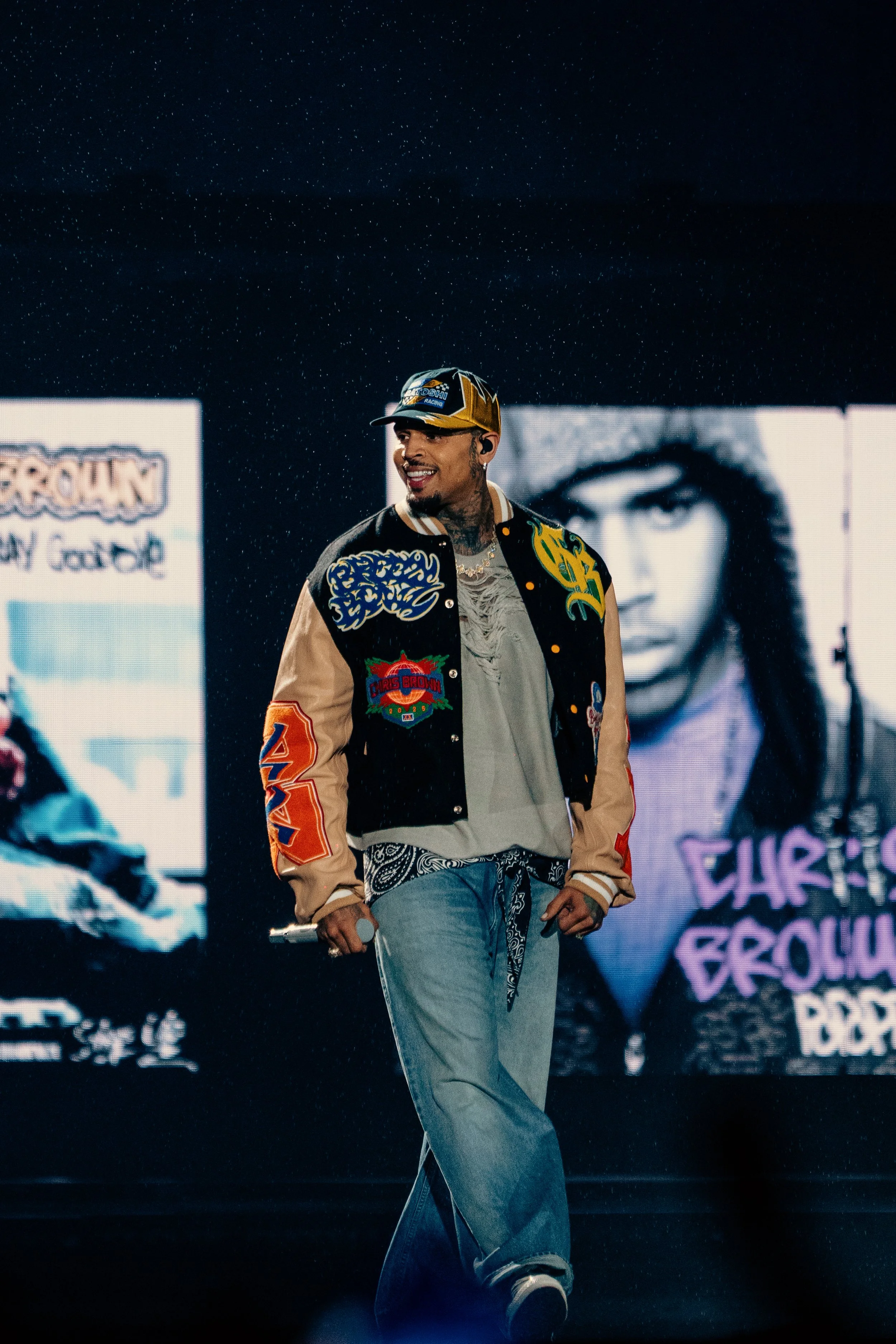 08.19.25-Chris BrownRogersStadium@brandondacosta-12.jpg