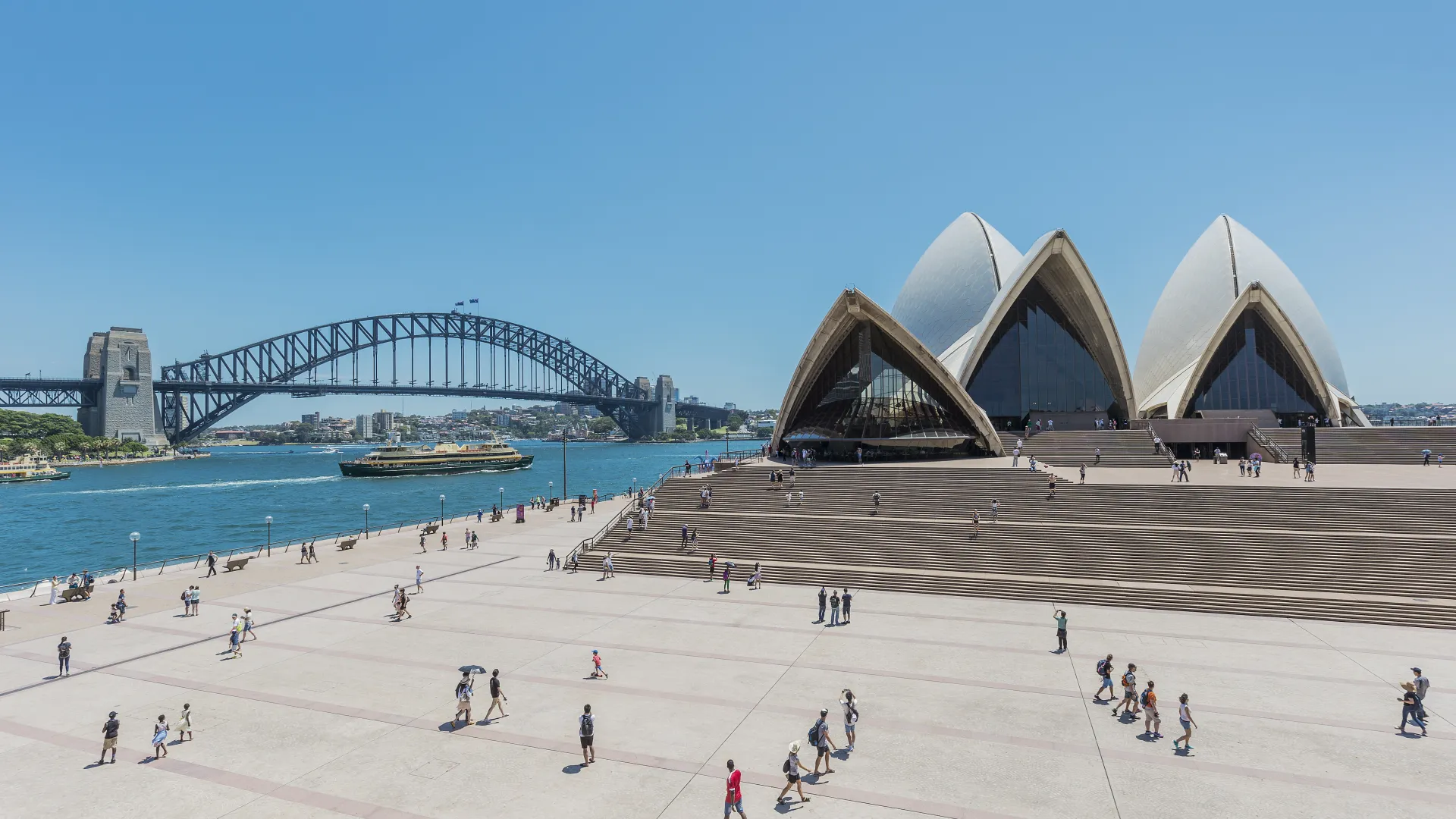 Images courtesy of sydneyoperahouse.com