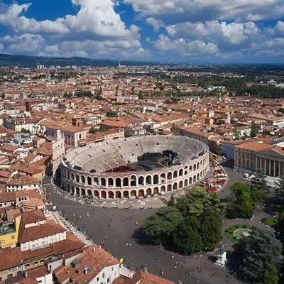 Verona Arena, courtesy of italia.it